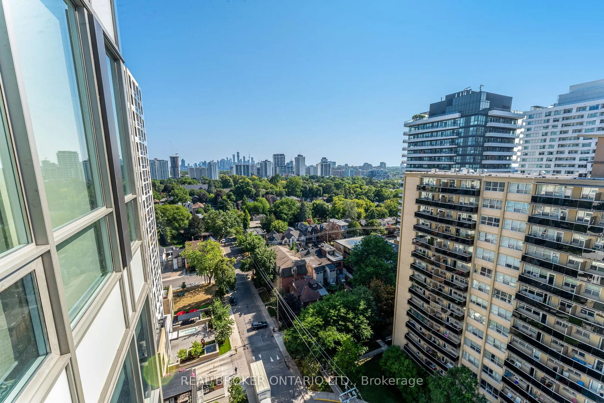 Photo 28 of Unit 1509, 83 Redpath Avenue, Toronto, Mount Pleasant West — HOMEH