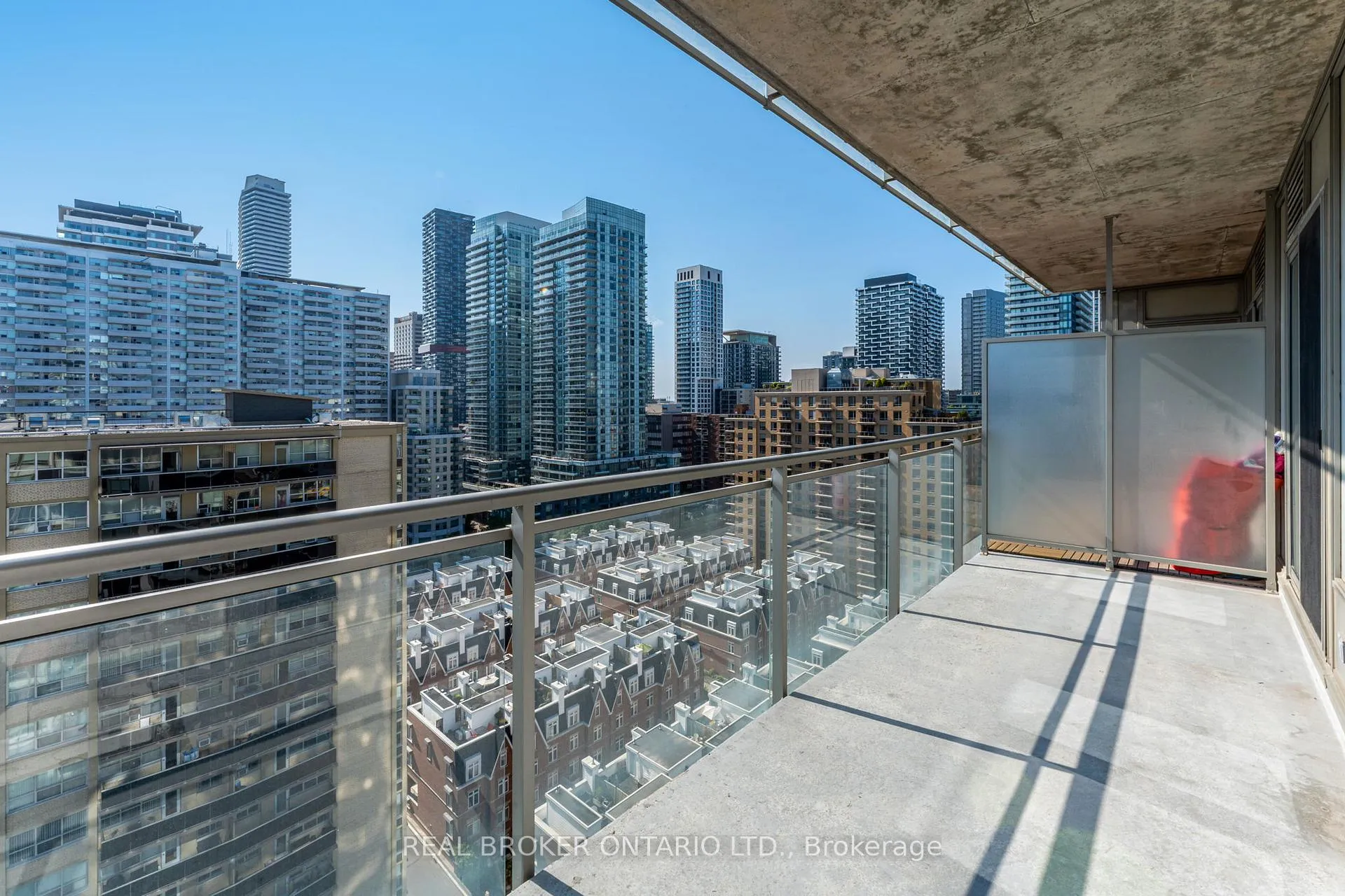 Photo 34 of Unit 1509, 83 Redpath Avenue, Toronto, Mount Pleasant West — HOMEH