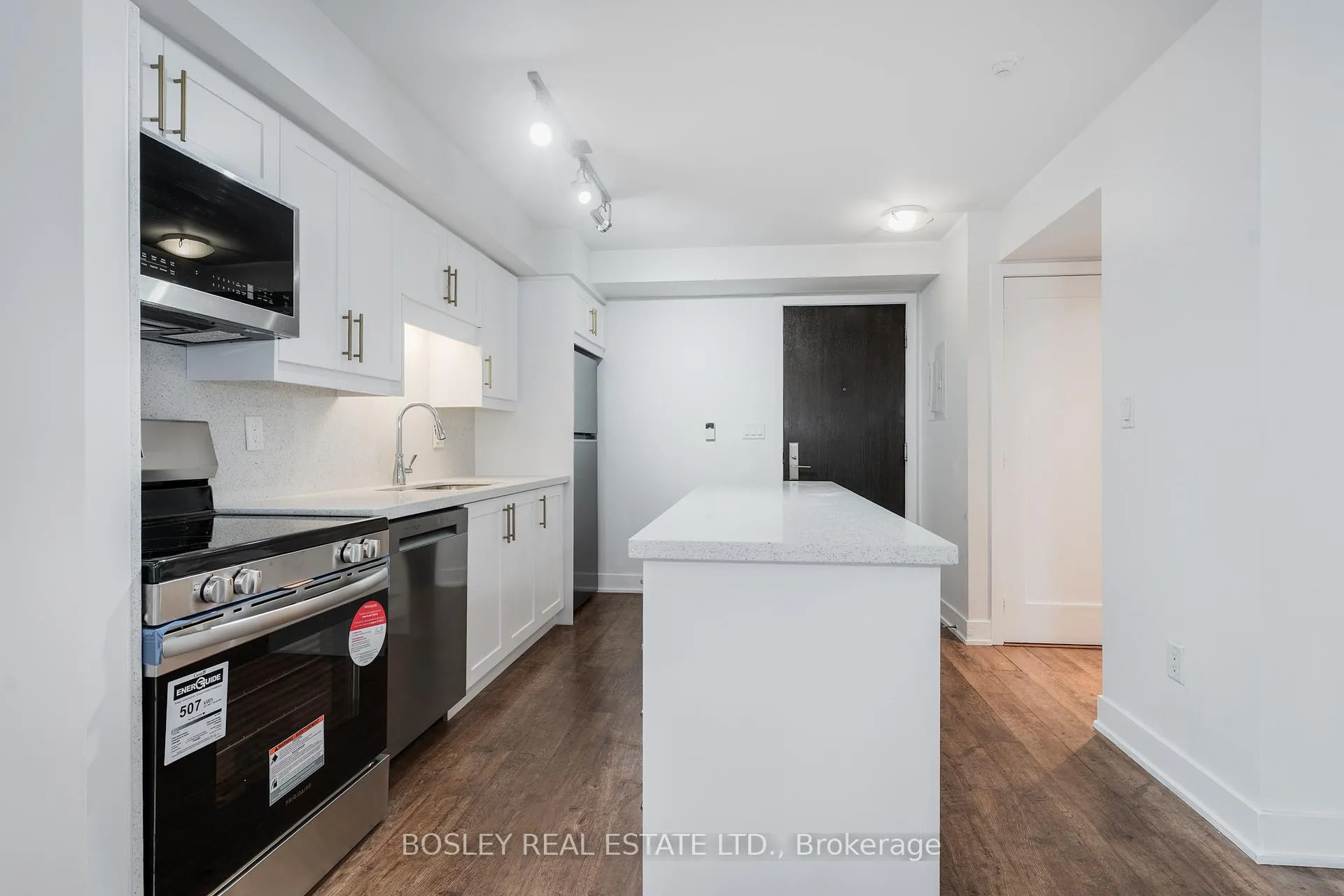 Photo 7 of Unit 311, 20 Blue Jays Way, Toronto, Waterfront Communities — HOMEH