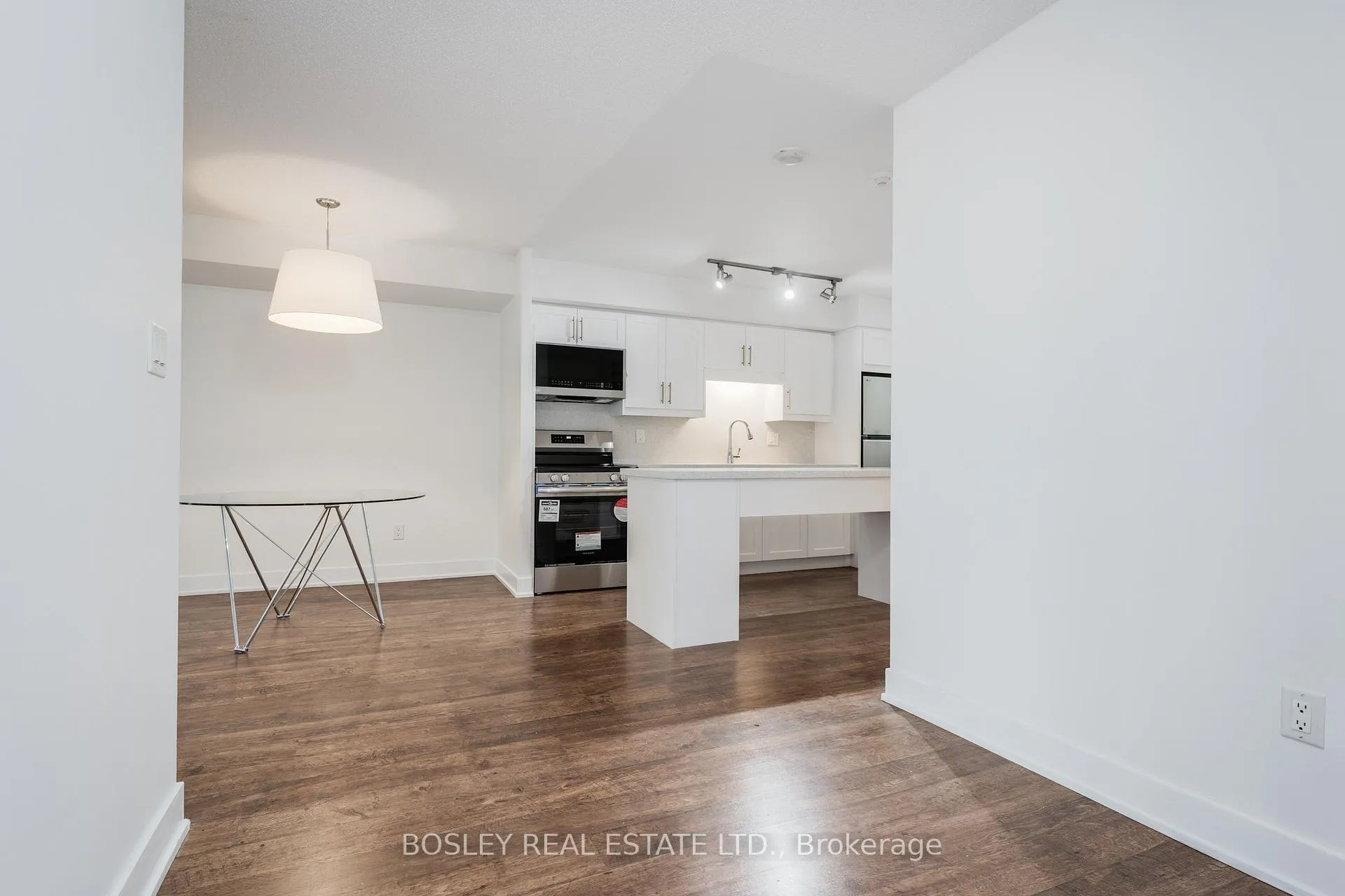 Photo 11 of Unit 311, 20 Blue Jays Way, Toronto, Waterfront Communities — HOMEH