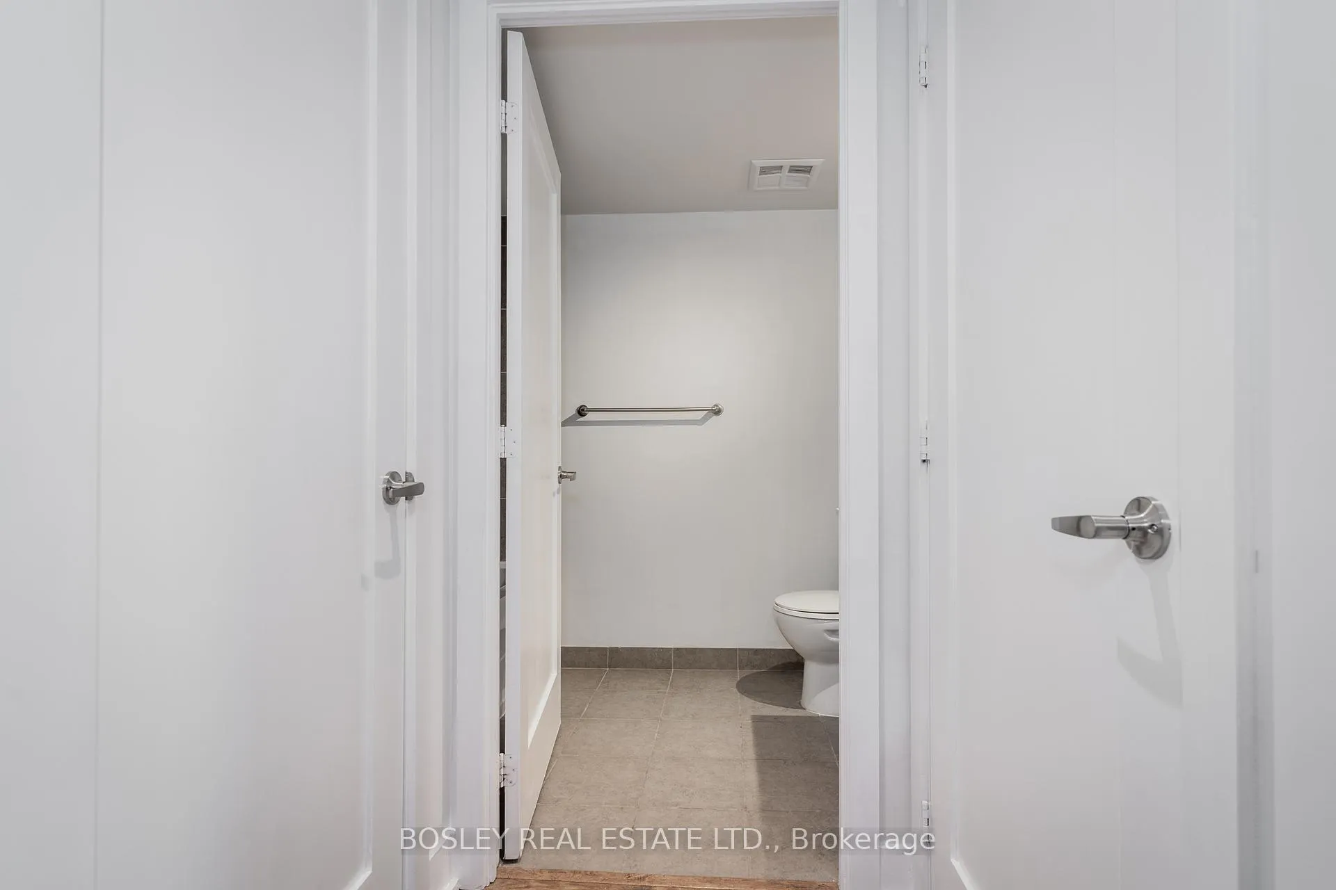 Photo 12 of Unit 311, 20 Blue Jays Way, Toronto, Waterfront Communities — HOMEH