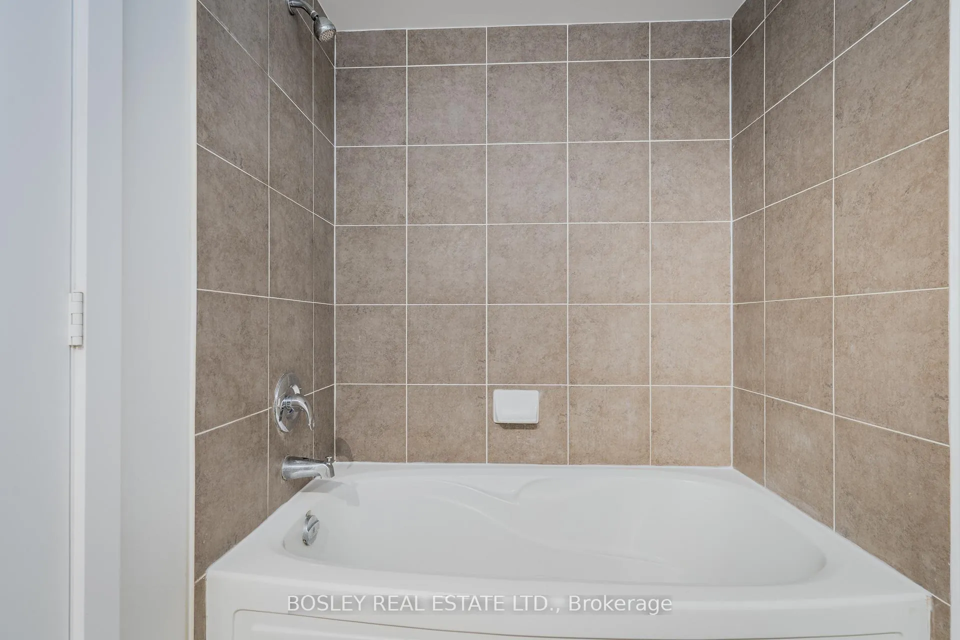 Photo 15 of Unit 311, 20 Blue Jays Way, Toronto, Waterfront Communities — HOMEH