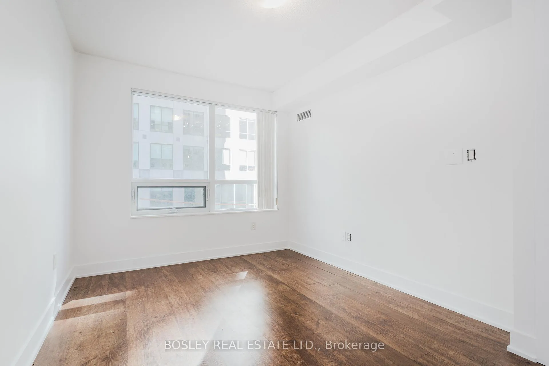 Photo 25 of Unit 311, 20 Blue Jays Way, Toronto, Waterfront Communities — HOMEH
