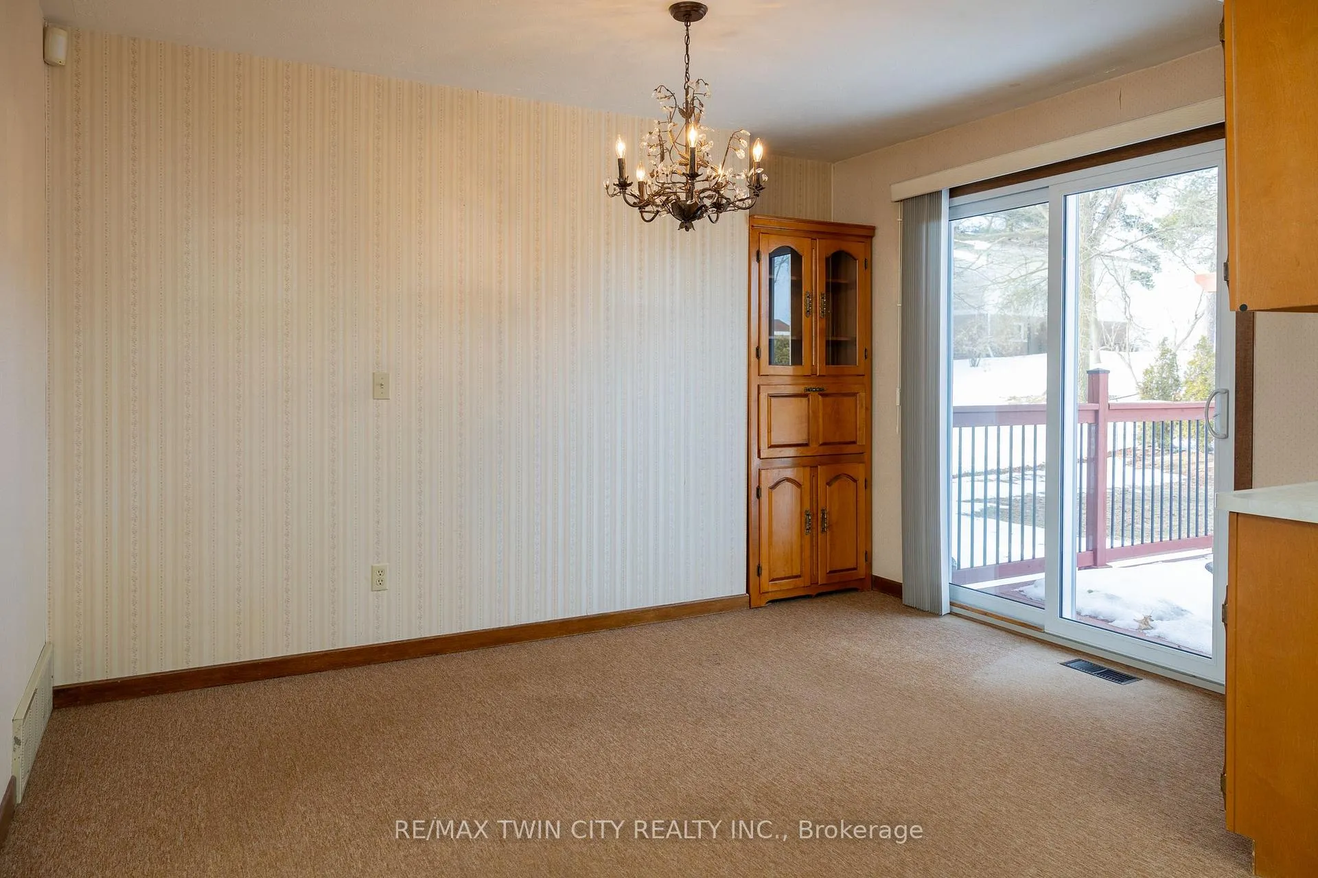 Photo 10 of 209 Argyle Avenue, Norfolk, Delhi — HOMEH