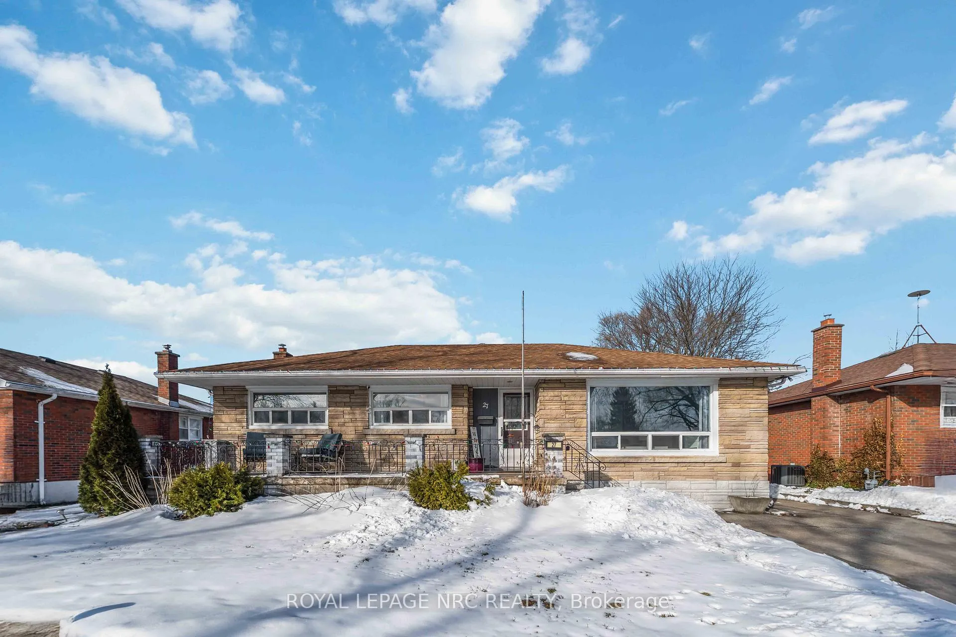 Photo 1 of 27 Barron Street, Welland, Prince Charles — HOMEH