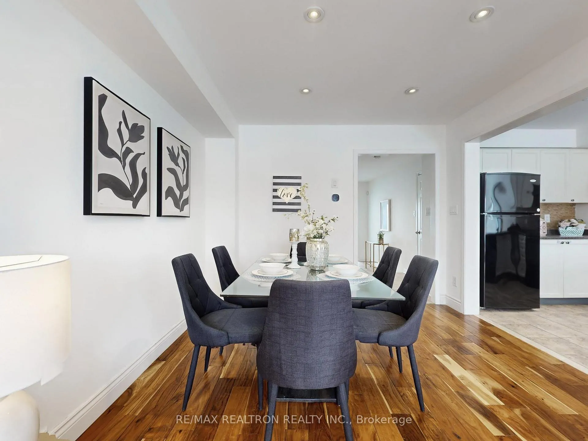 Photo 14 of 90 Shrewsbury Drive, Whitby, Brooklin — HOMEH