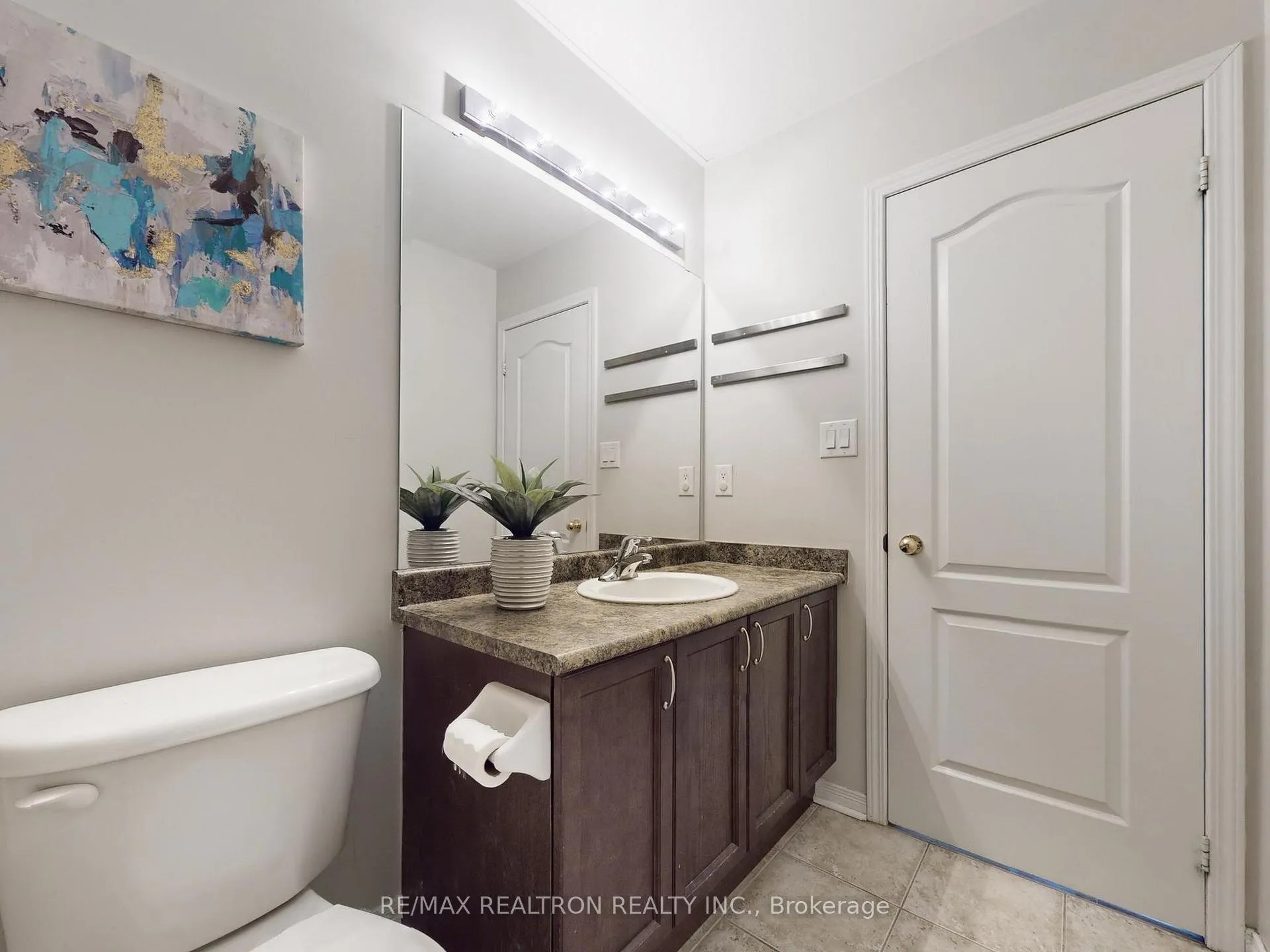 Photo 35 of 90 Shrewsbury Drive, Whitby, Brooklin — HOMEH