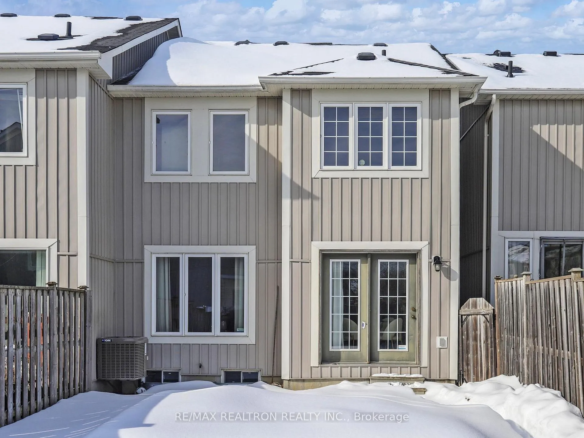Photo 46 of 90 Shrewsbury Drive, Whitby, Brooklin — HOMEH