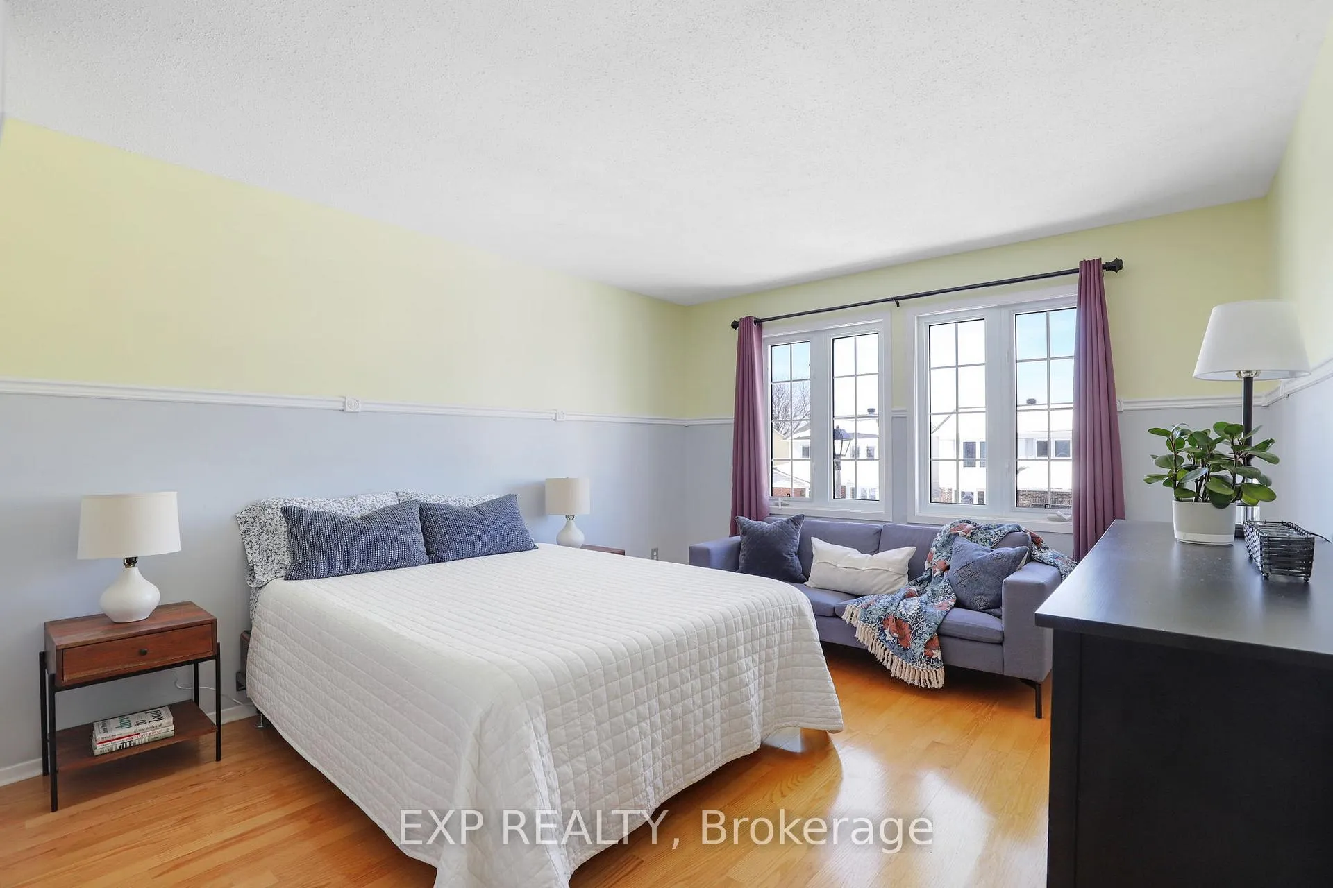 Photo 19 of 39 Barra Avenue, Ottawa, Kanata - Glencairn/Hazeldean — HOMEH