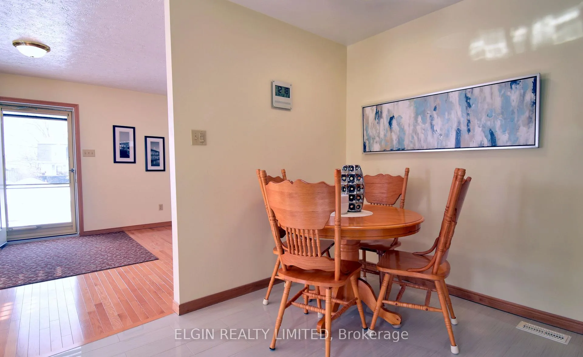 Photo 11 of 10 Palmer Court, St. Thomas — HOMEH