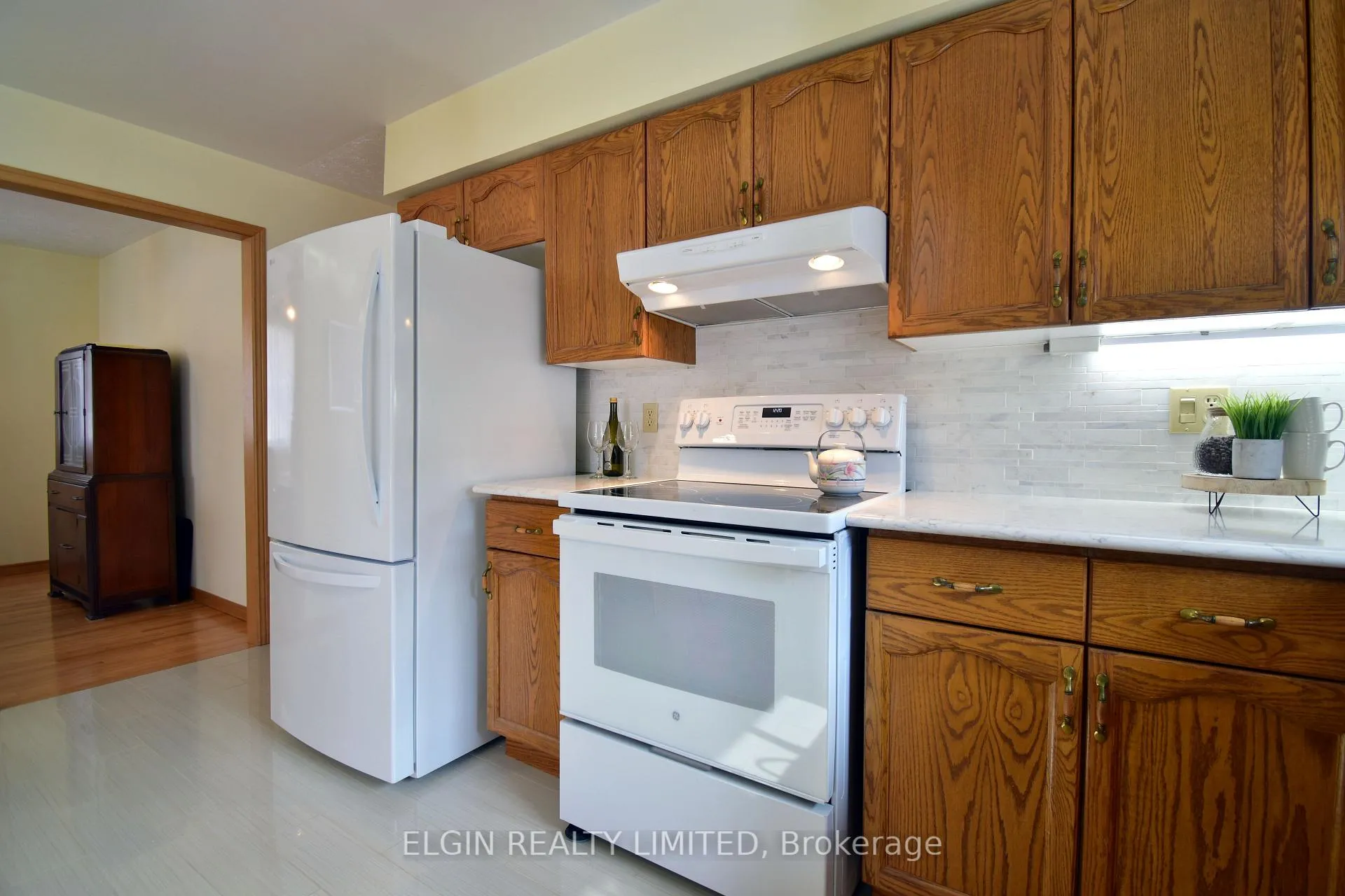 Photo 12 of 10 Palmer Court, St. Thomas — HOMEH