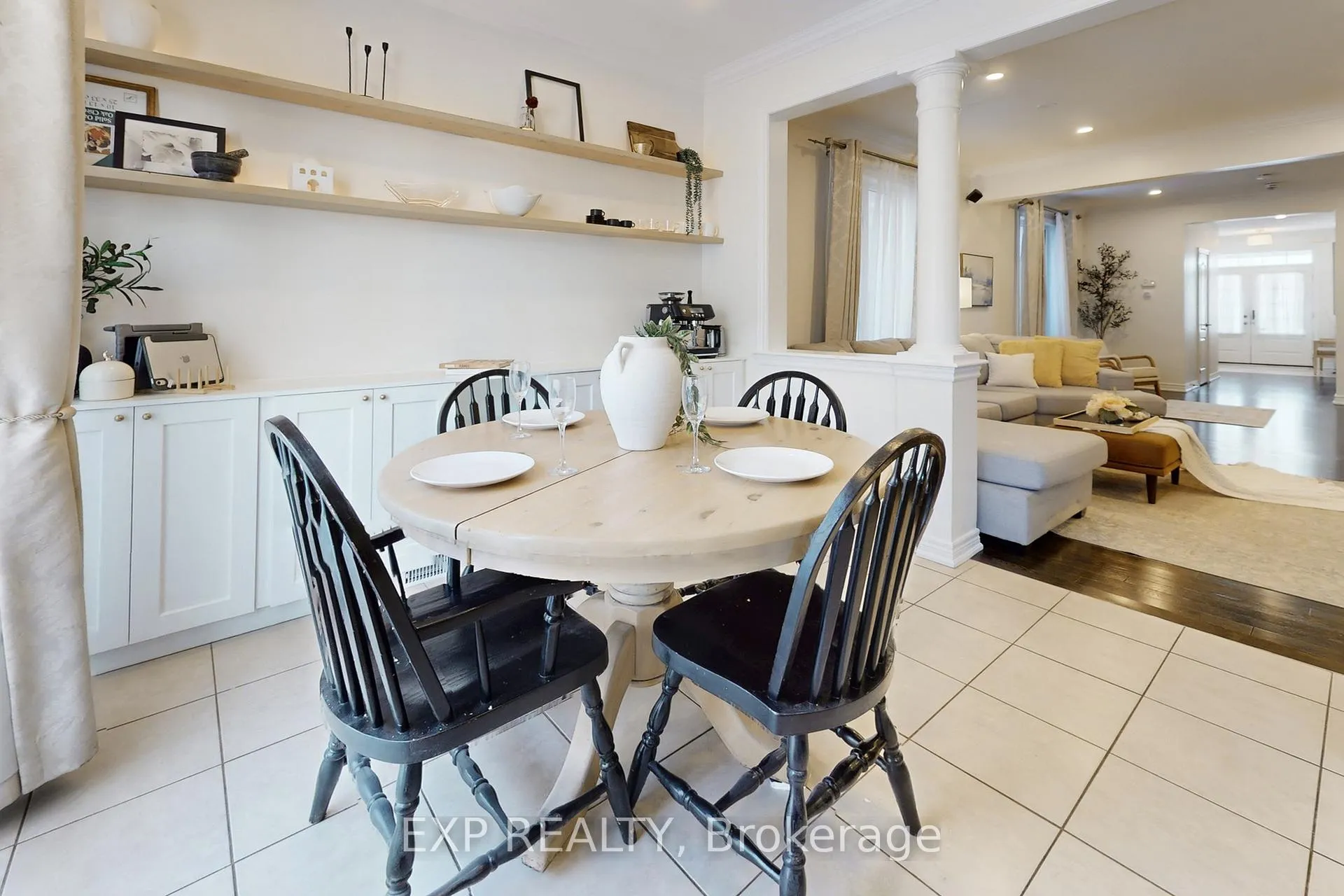 Photo 12 of 61 Buchanan Crescent, Brampton, Credit Valley — HOMEH