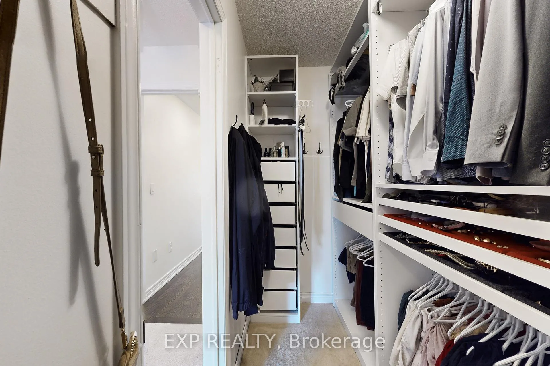Photo 21 of 61 Buchanan Crescent, Brampton, Credit Valley — HOMEH