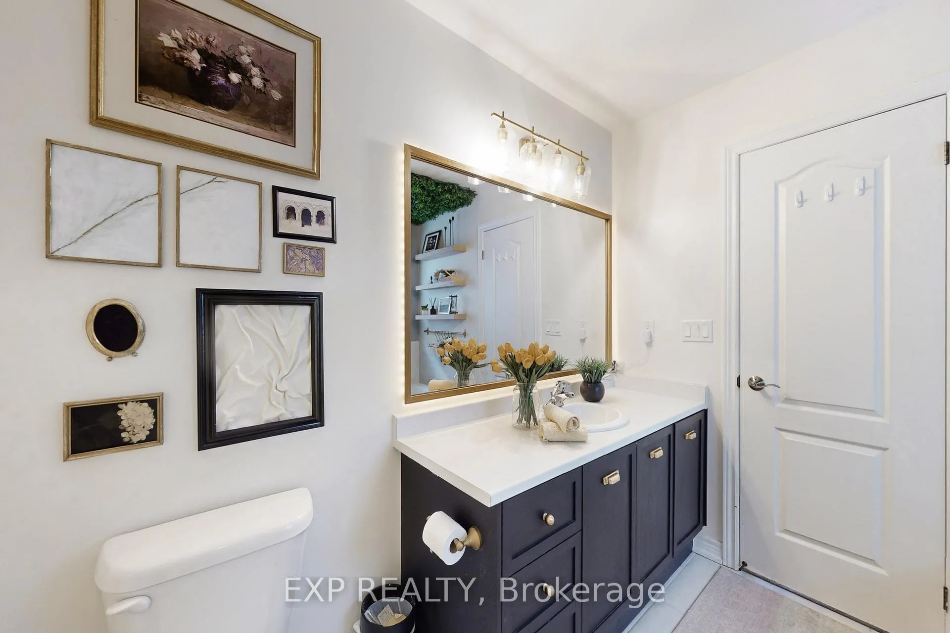 Photo 23 of 61 Buchanan Crescent, Brampton, Credit Valley — HOMEH
