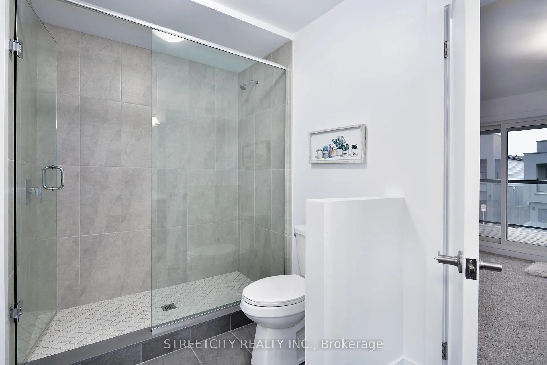 Photo 10 of Unit 30, 1820 Canvas Way, London, North B — HOMEH
