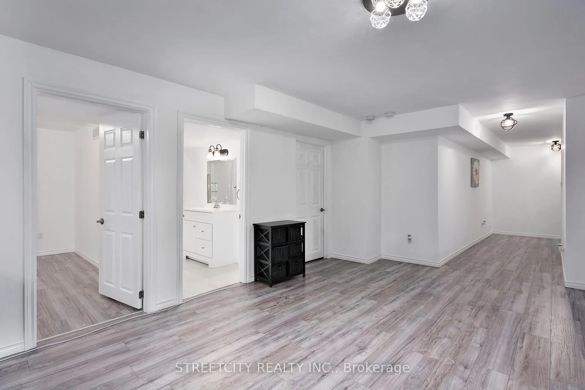Photo 14 of Unit 30, 1820 Canvas Way, London, North B — HOMEH