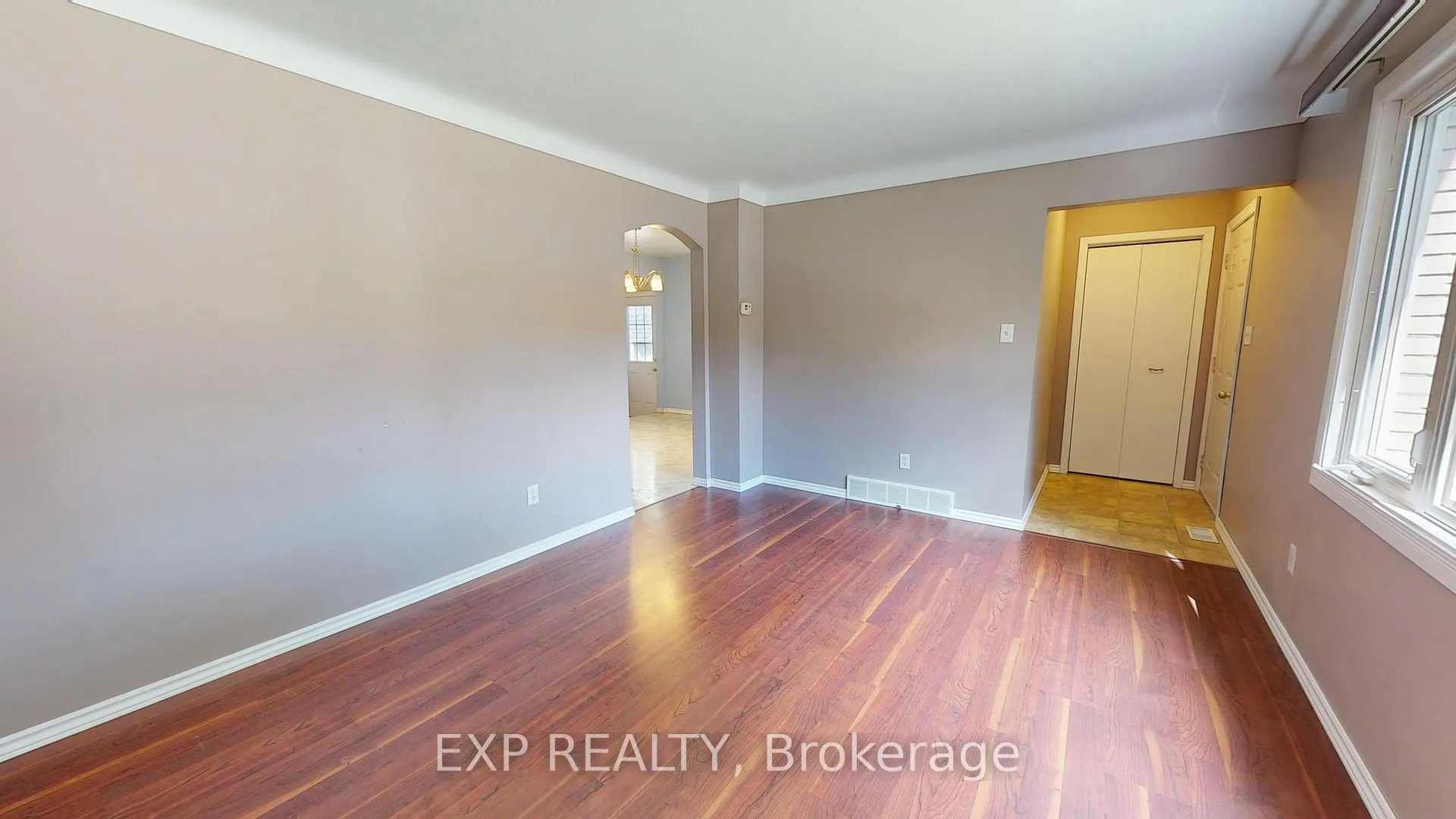 Photo 3 of 3312 Addison Avenue, Niagara Falls, Church's Lane — HOMEH