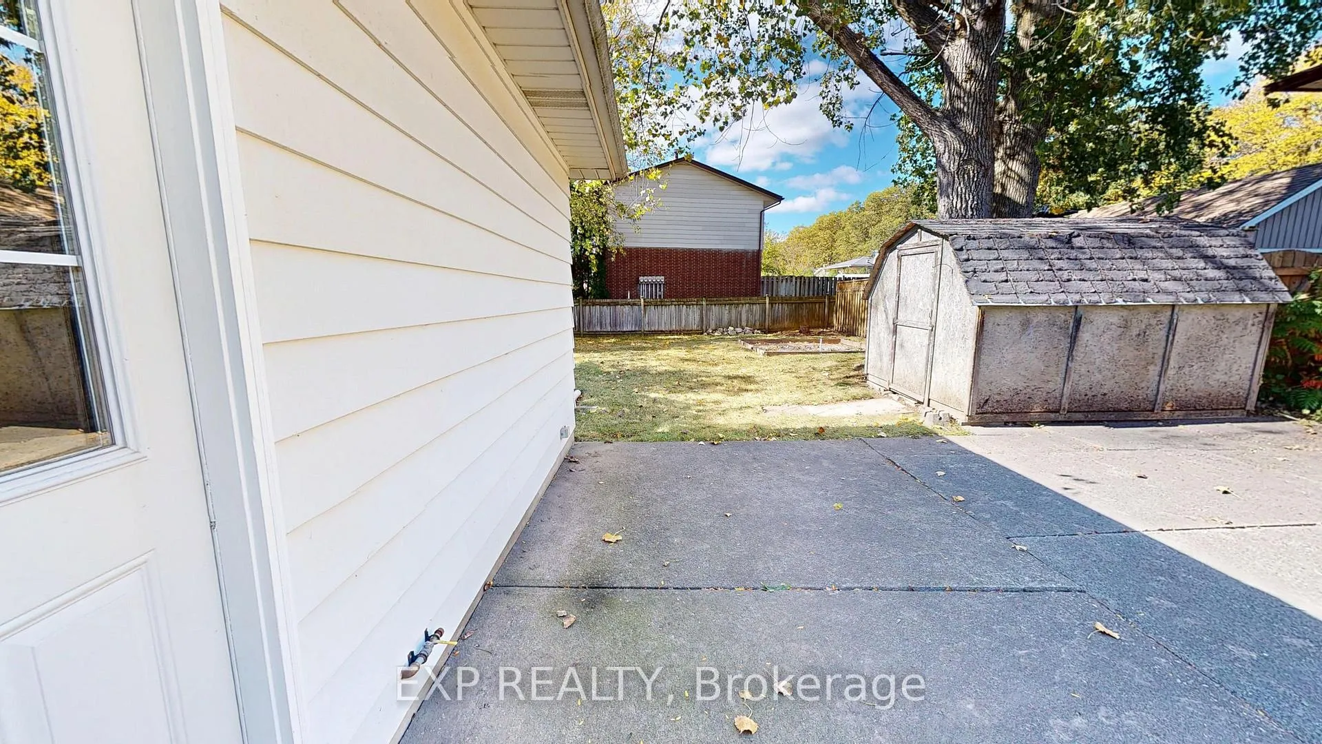Photo 14 of 3312 Addison Avenue, Niagara Falls, Church's Lane — HOMEH