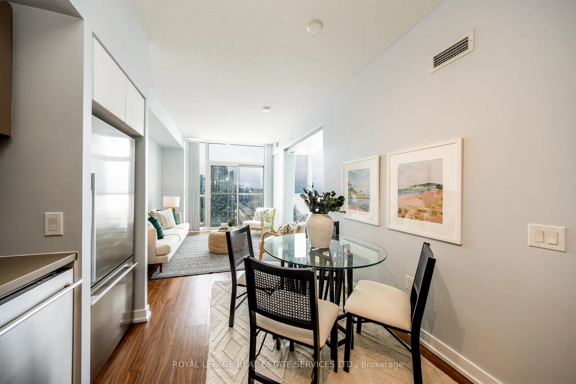 Photo 17 of Unit 3903, 75 Queens Wharf Road, Toronto, Waterfront Communities — HOMEH