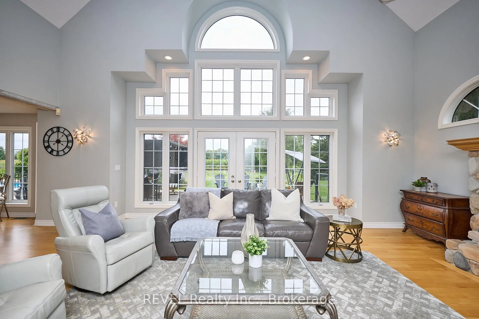 Photo 13 of 717 Metler Road, Pelham, North Pelham — HOMEH