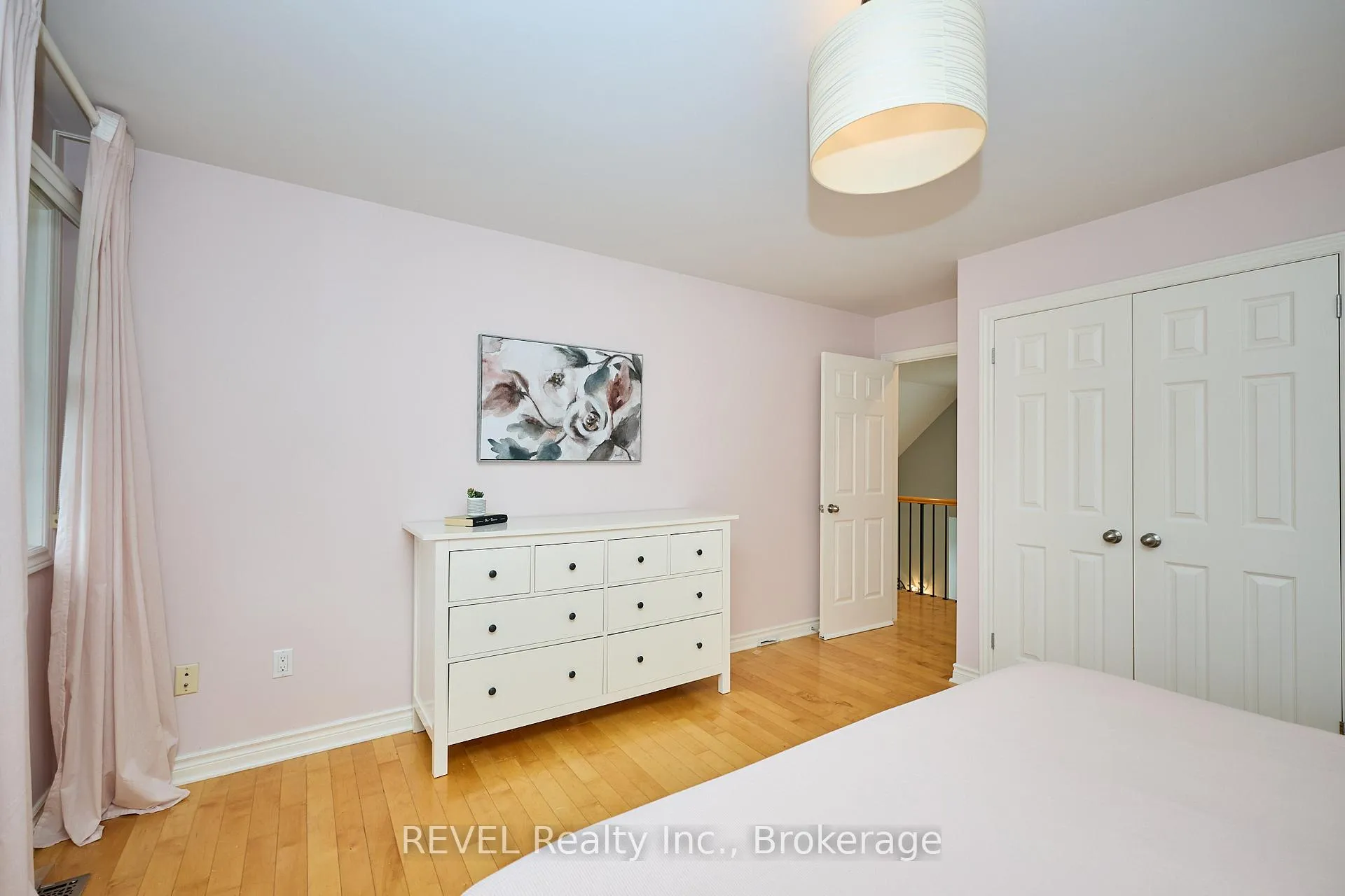 Photo 35 of 717 Metler Road, Pelham, North Pelham — HOMEH
