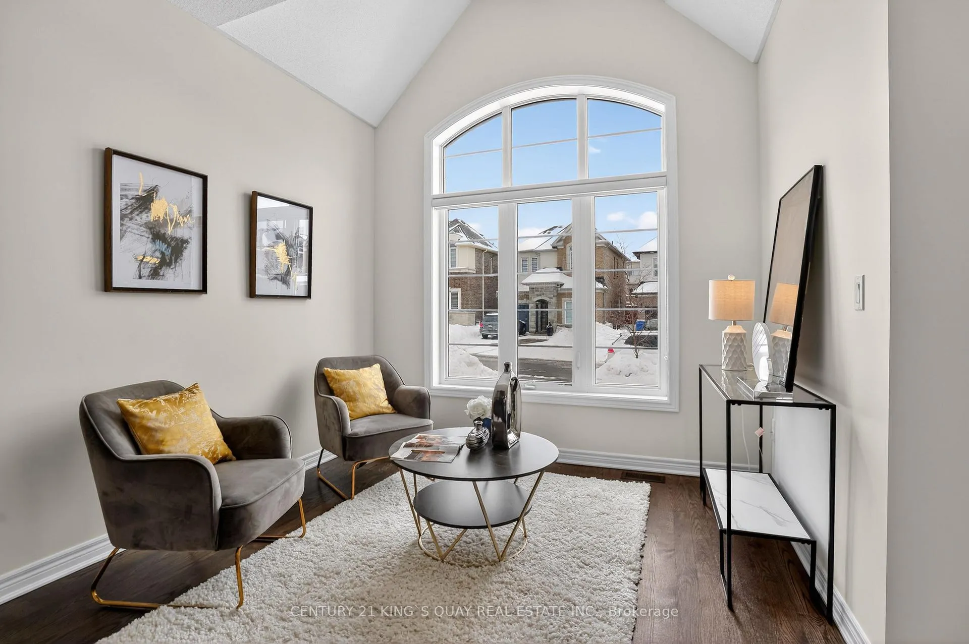 Photo 11 of 9 John Moore Road, East Gwillimbury, Sharon — HOMEH