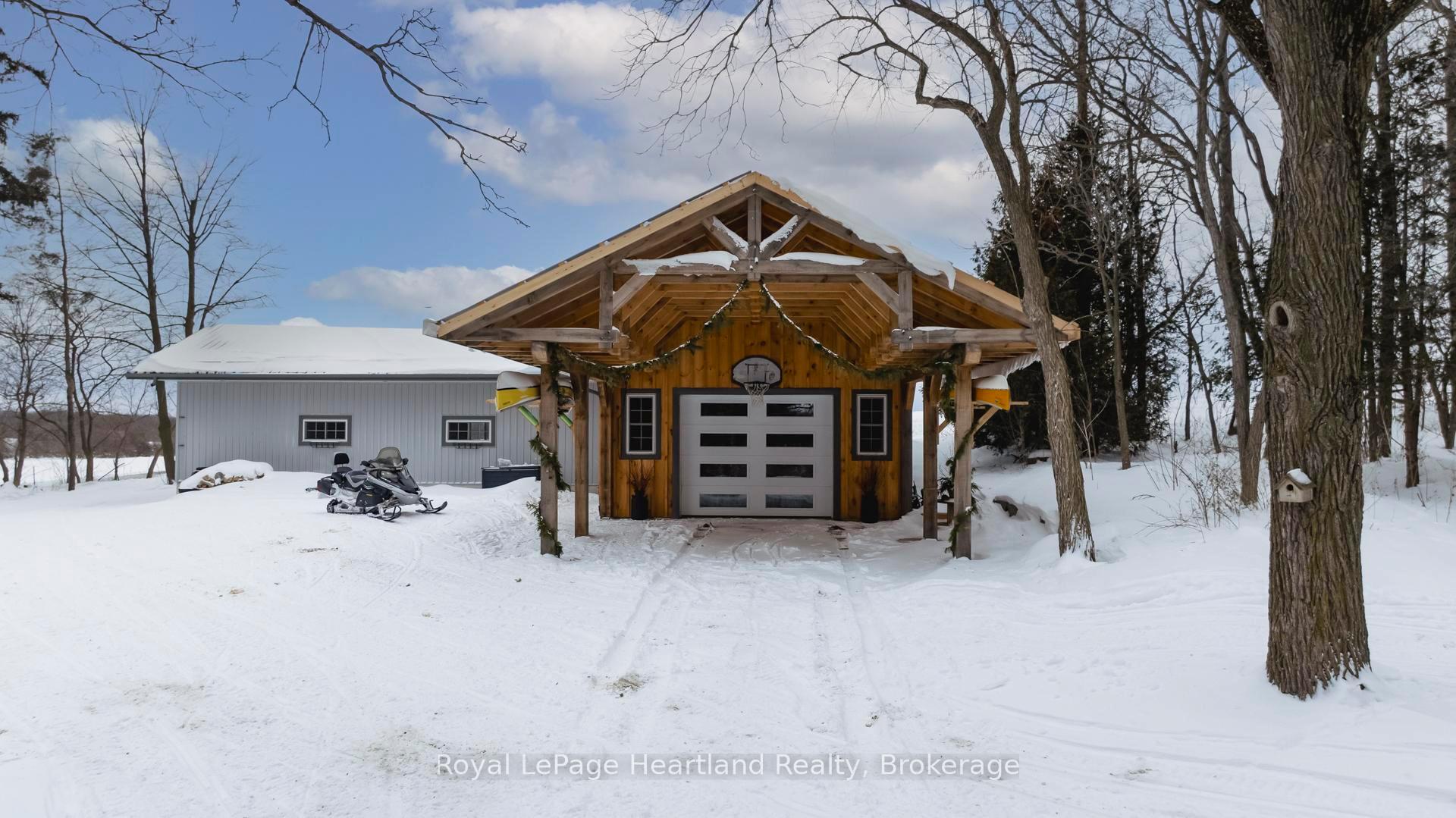 Photo 4 of 76855 Hannah Line, Huron East, Tuckersmith — HOMEH