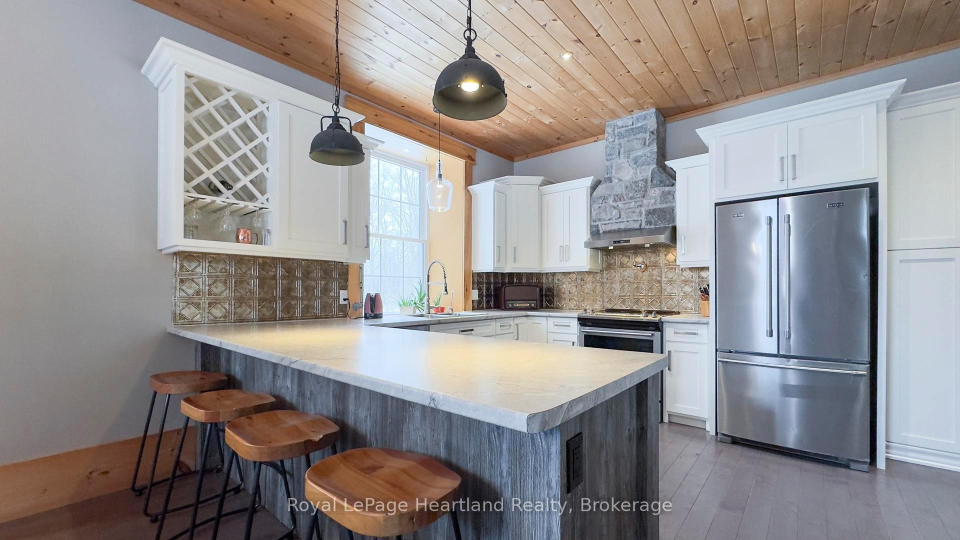Photo 10 of 76855 Hannah Line, Huron East, Tuckersmith — HOMEH