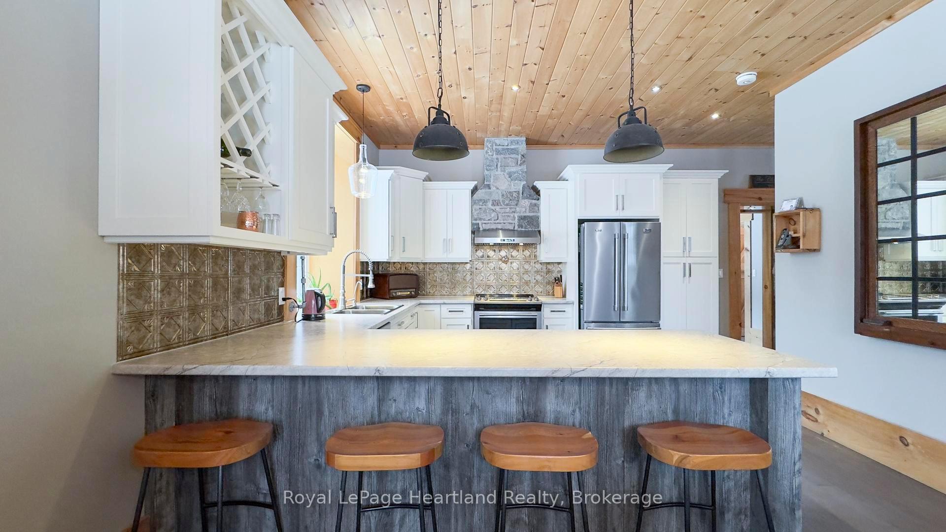 Photo 11 of 76855 Hannah Line, Huron East, Tuckersmith — HOMEH