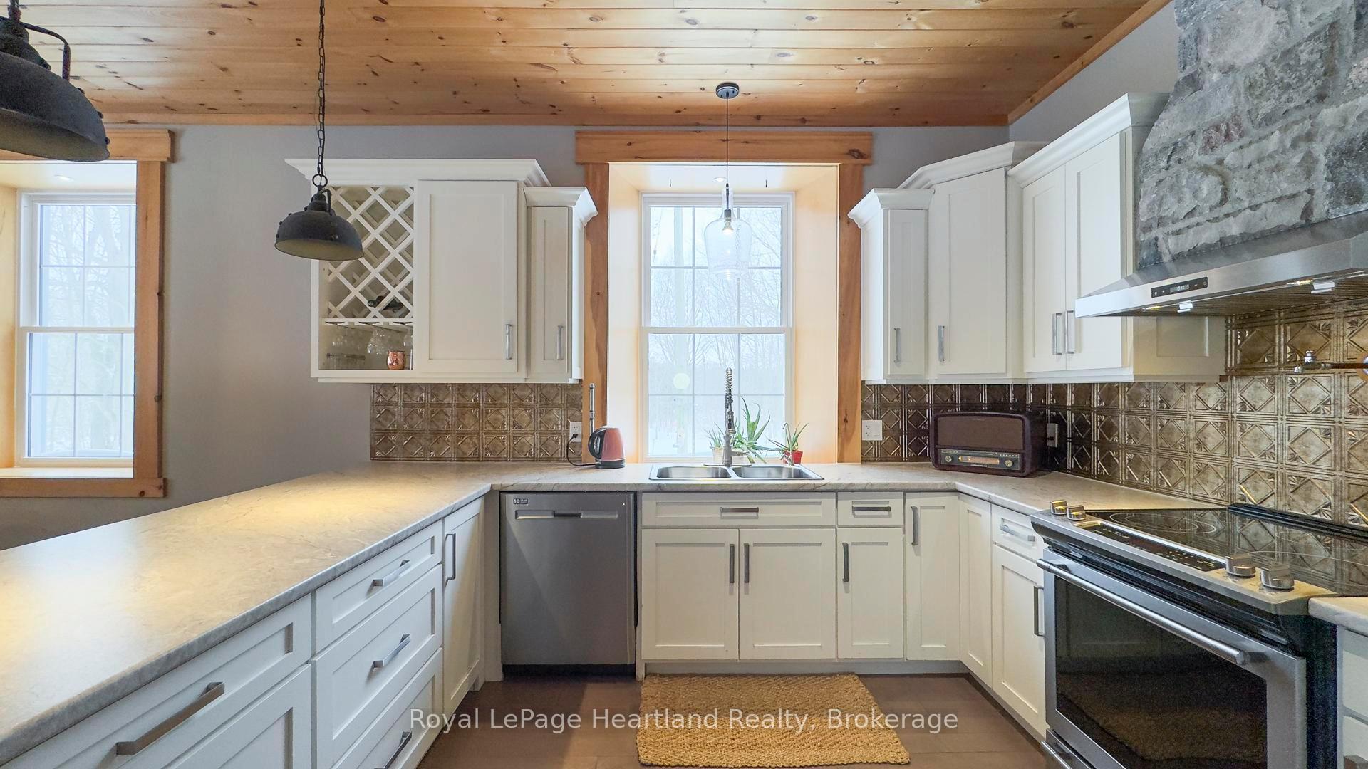 Photo 12 of 76855 Hannah Line, Huron East, Tuckersmith — HOMEH
