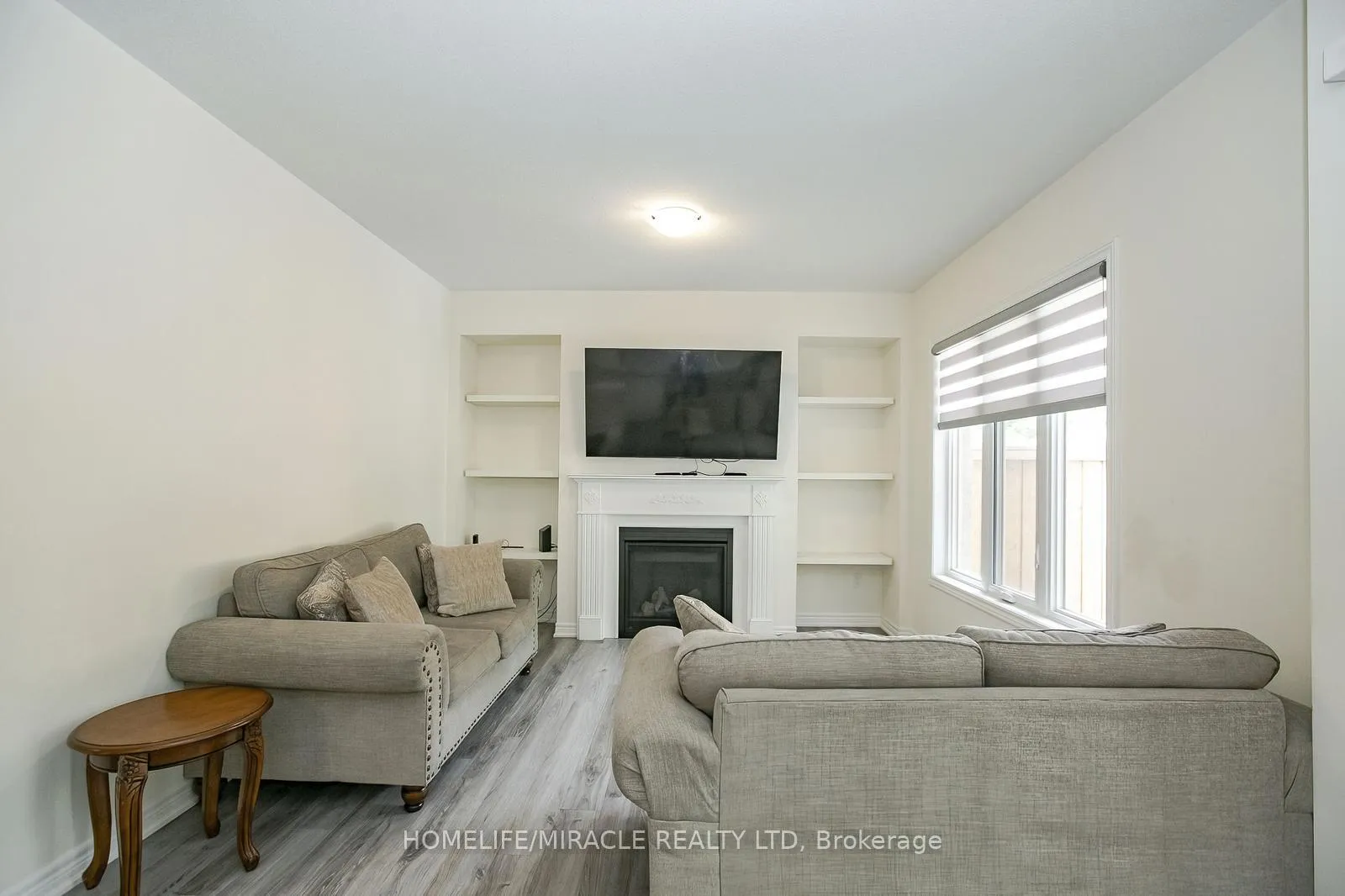 Photo 8 of 131 Kingsmere Crescent, New Tecumseth, Alliston — HOMEH