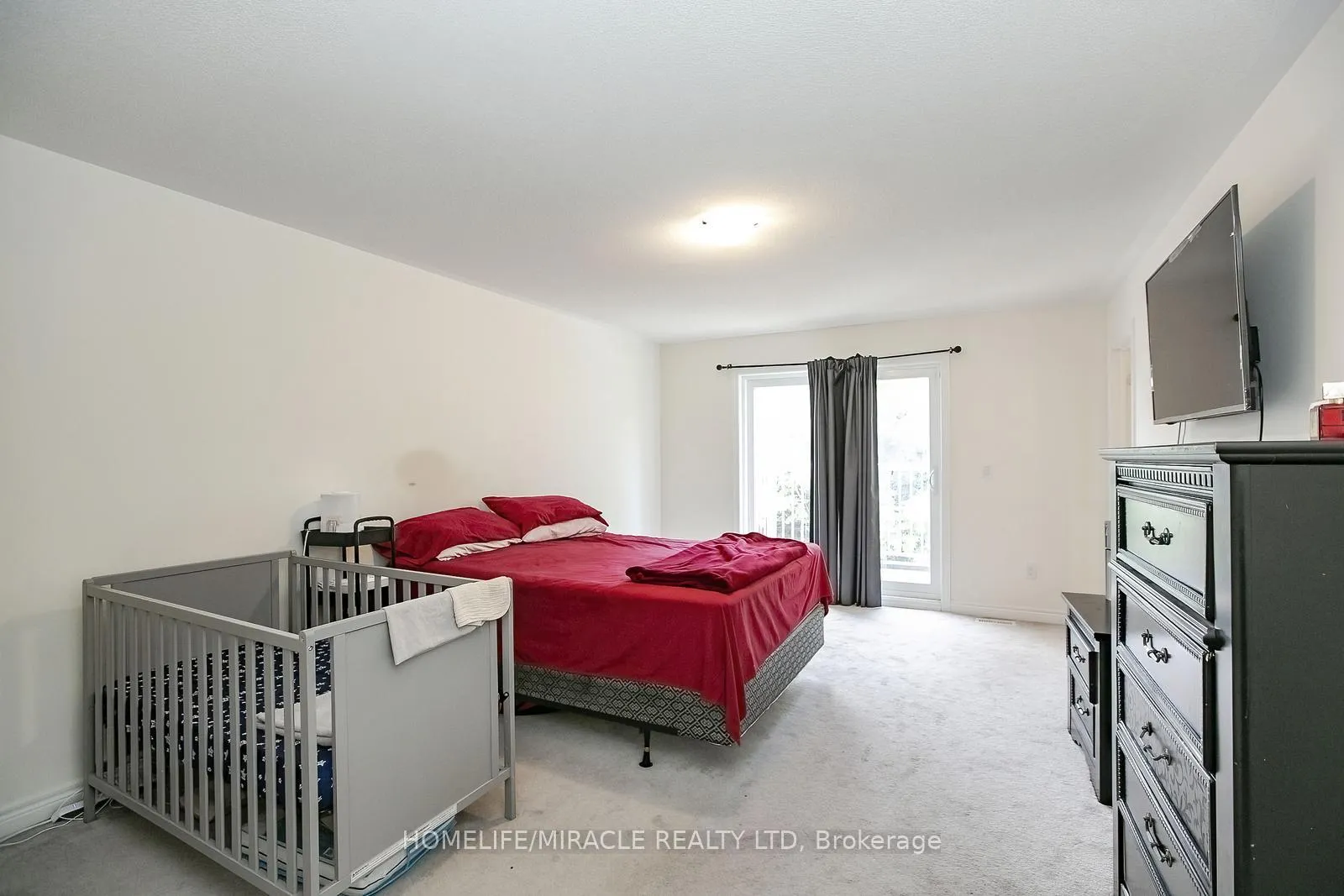 Photo 20 of 131 Kingsmere Crescent, New Tecumseth, Alliston — HOMEH