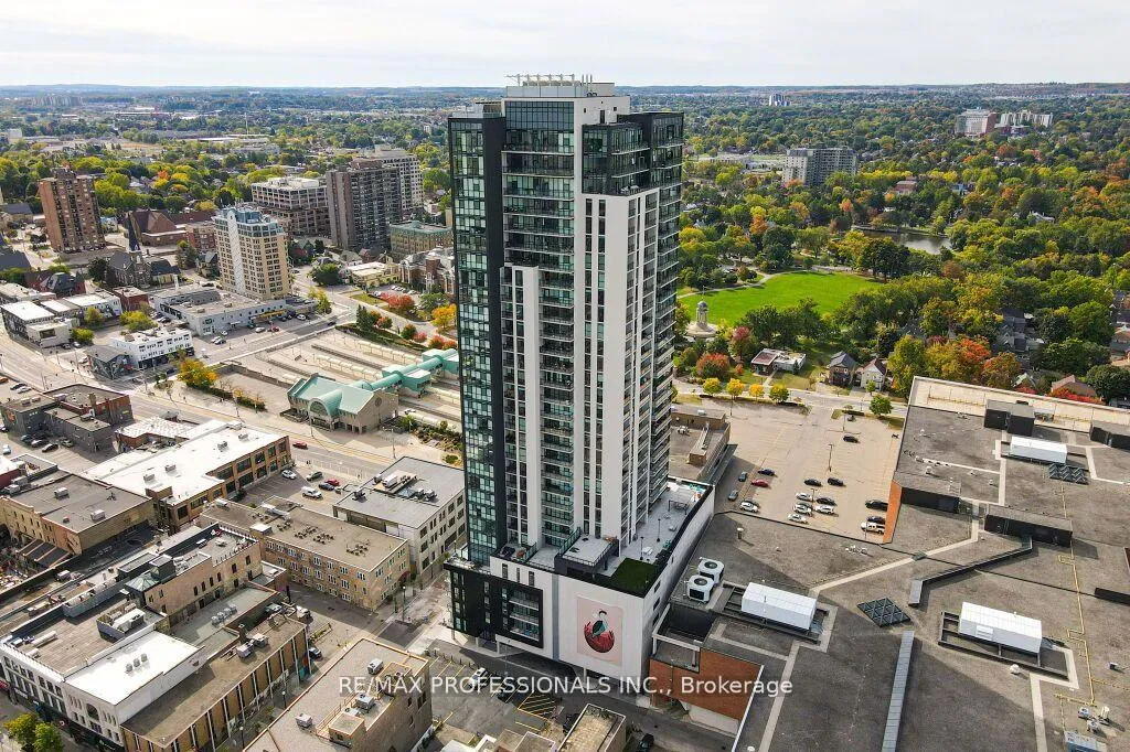 Photo 10 of Unit 903, 60 Charles Street W, Kitchener — HOMEH