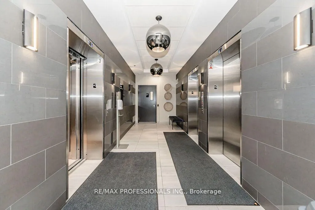 Photo 14 of Unit 903, 60 Charles Street W, Kitchener — HOMEH