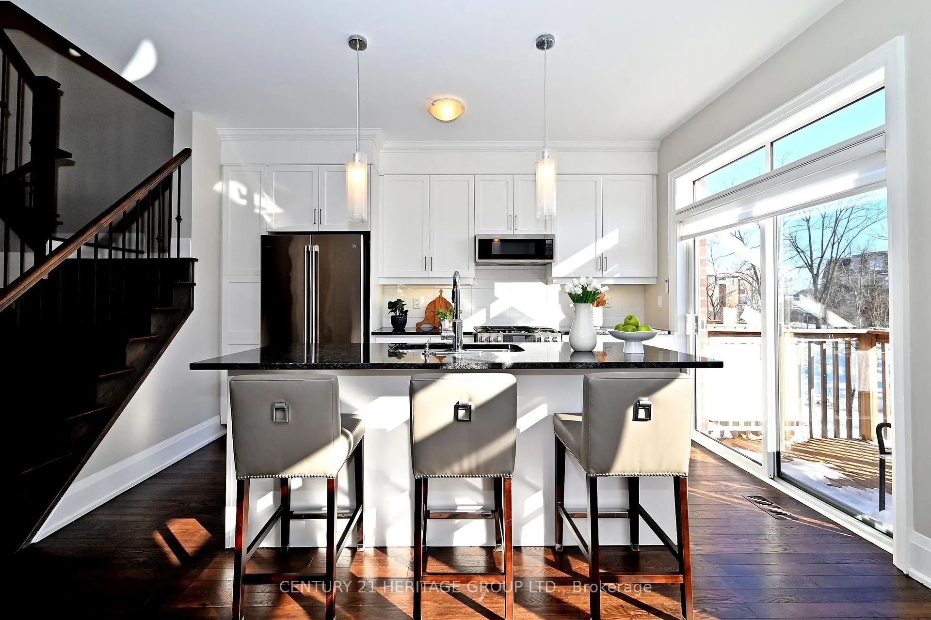 Photo 13 of 9 Ingleside Street, Vaughan, East Woodbridge — HOMEH