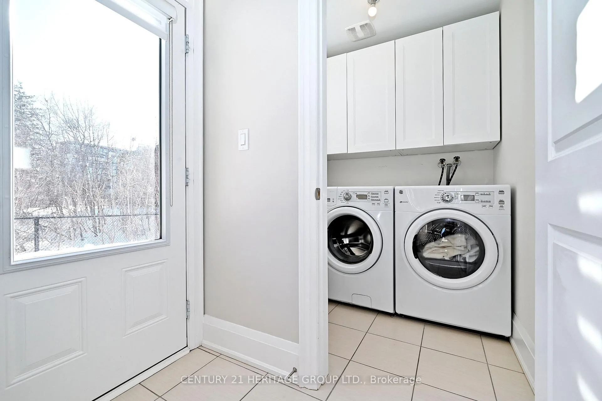 Photo 35 of 9 Ingleside Street, Vaughan, East Woodbridge — HOMEH