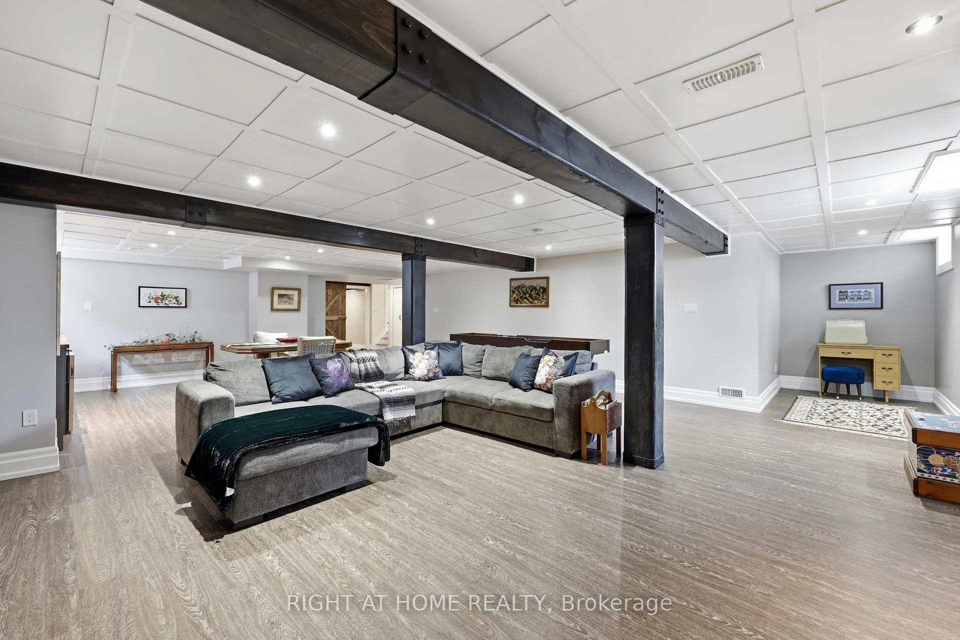 Photo 41 of 42 Webb Avenue, Brantford — HOMEH