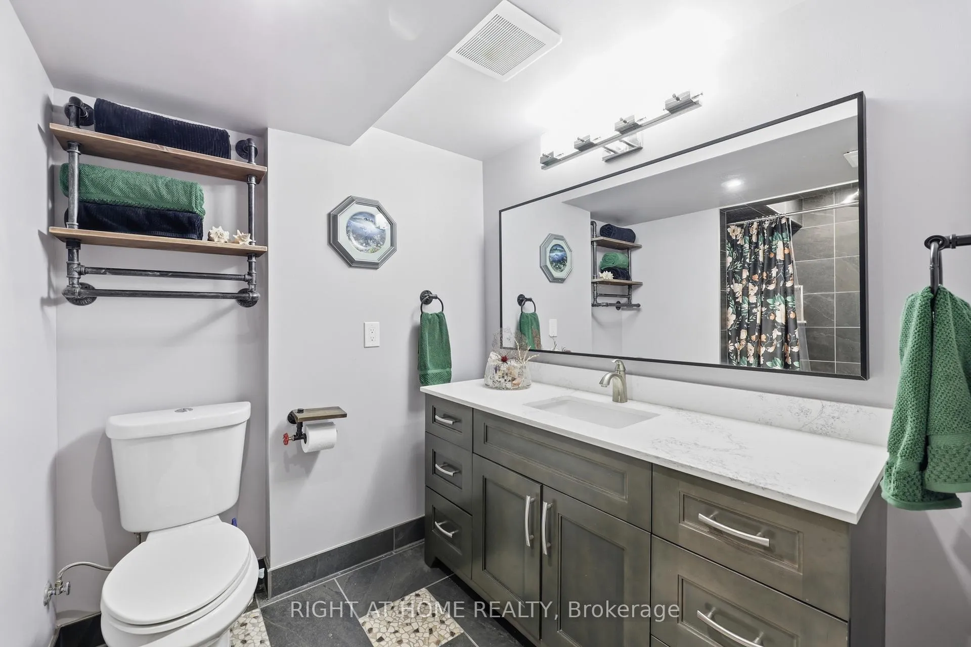 Photo 44 of 42 Webb Avenue, Brantford — HOMEH