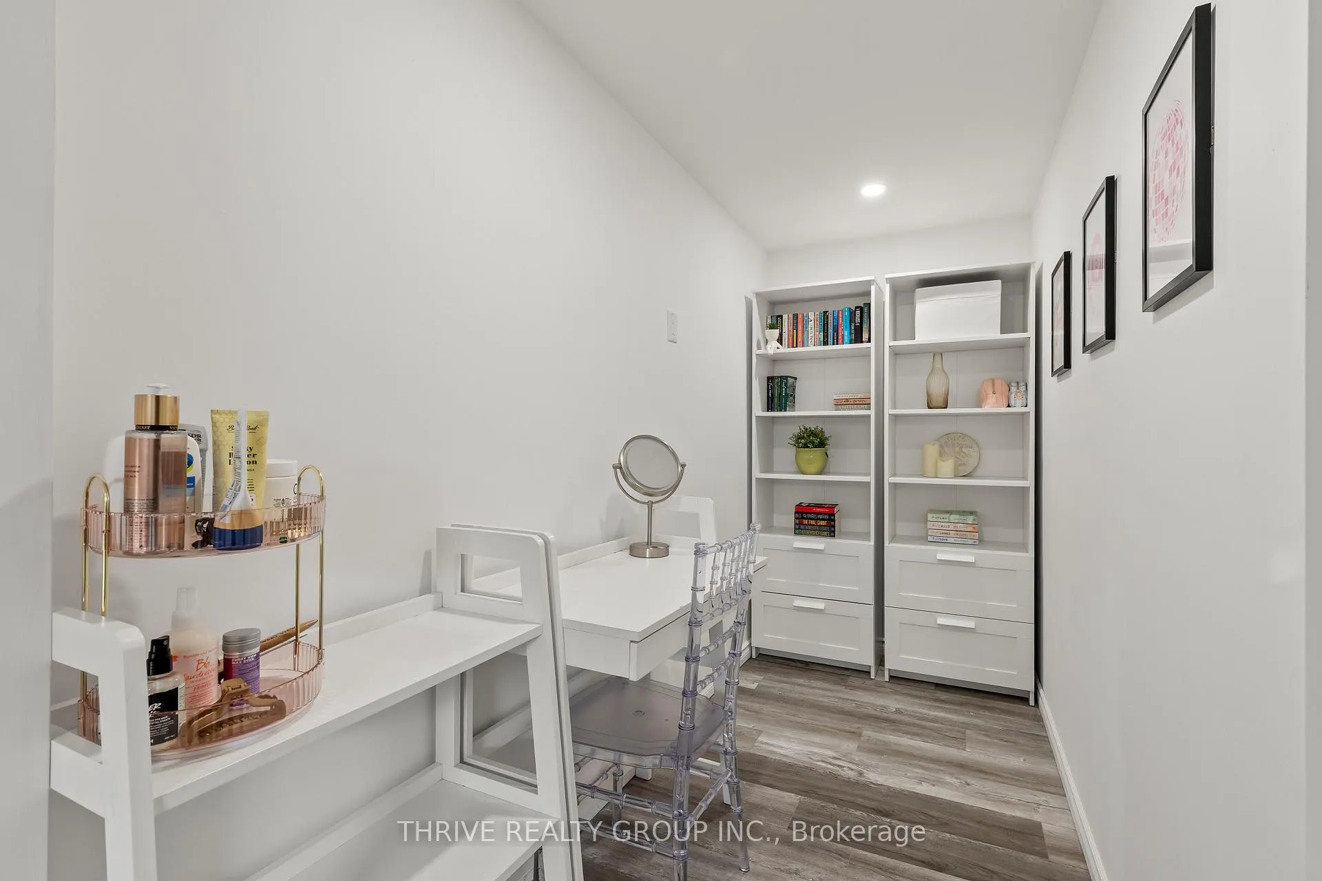 Photo 28 of 402 Stephen Street, London, South B — HOMEH