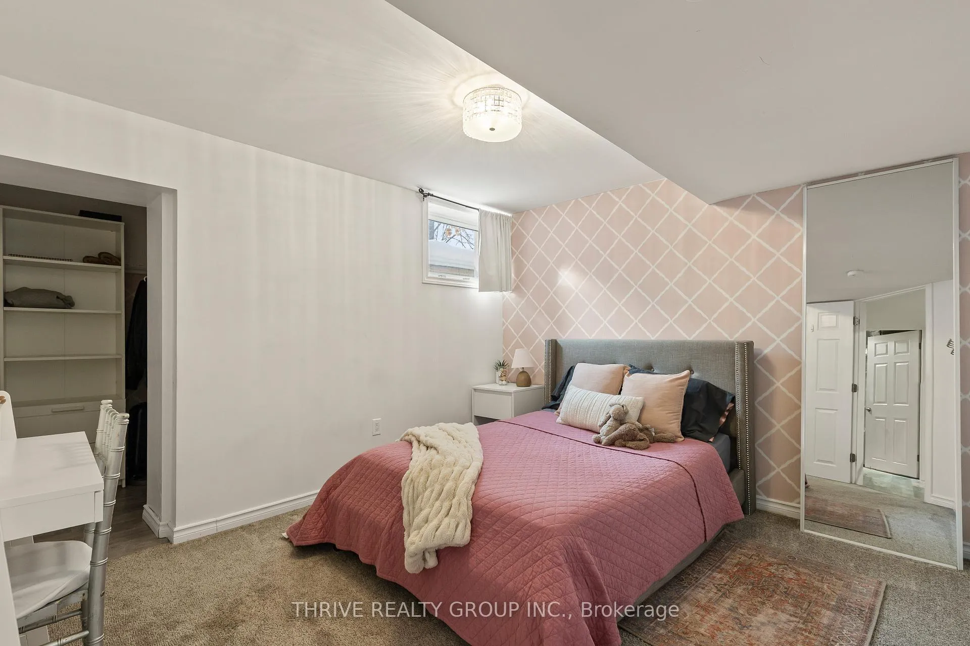 Photo 29 of 402 Stephen Street, London, South B — HOMEH