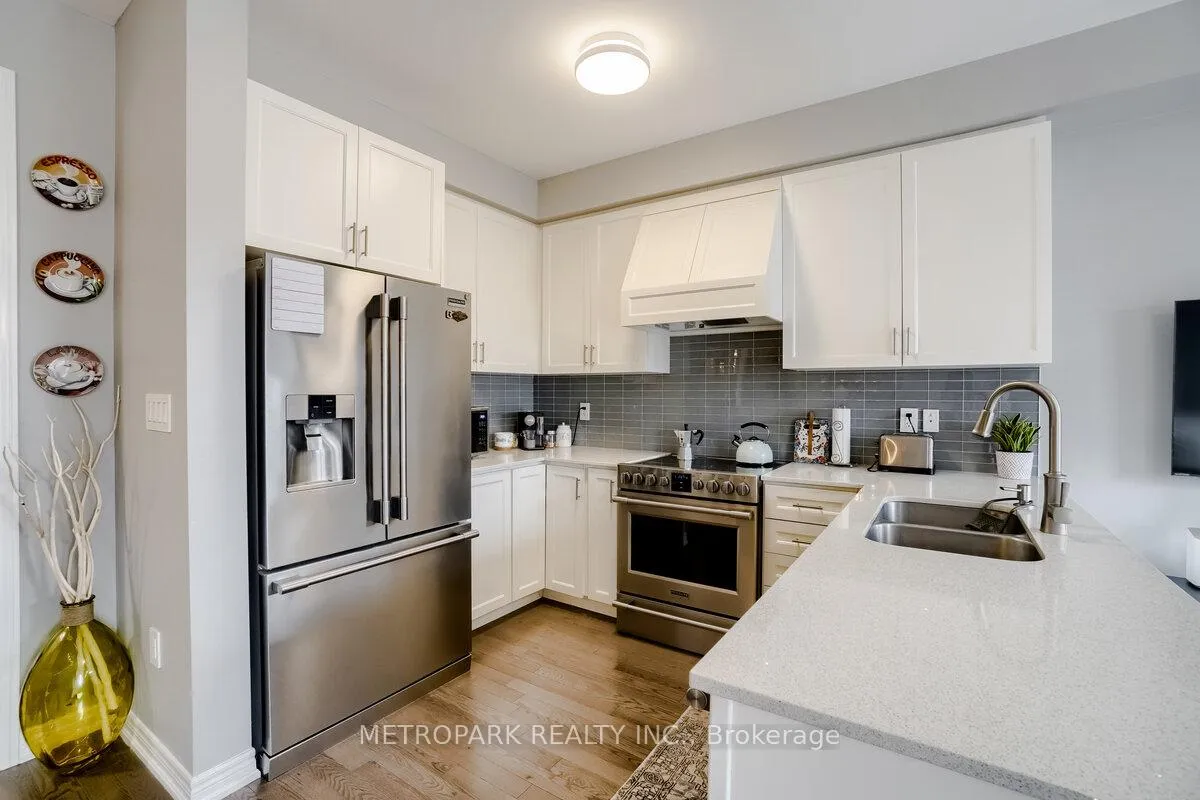 Photo 6 of 34 Morra Avenue, Caledon, Bolton East — HOMEH