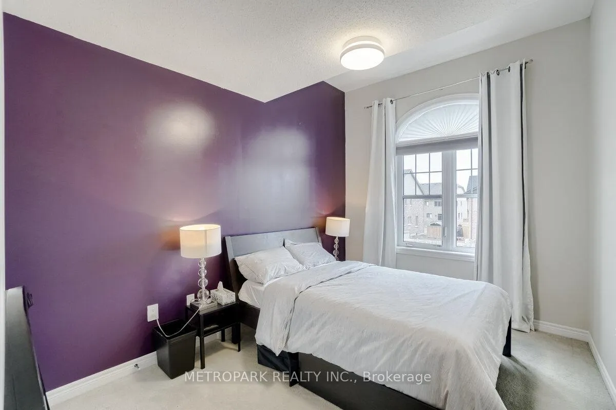 Photo 22 of 34 Morra Avenue, Caledon, Bolton East — HOMEH