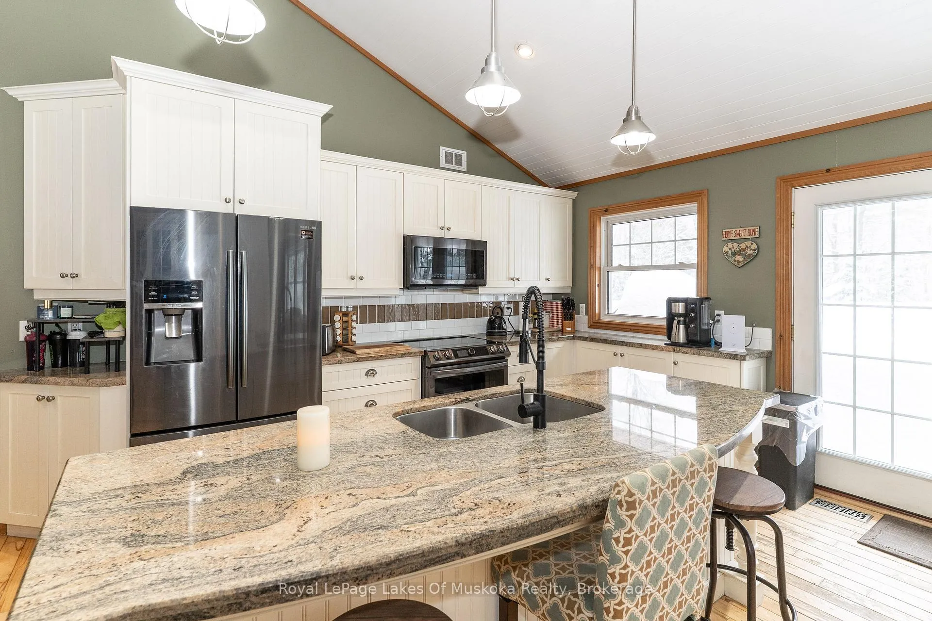 Photo 18 of 1039 Falkenburg Road, Bracebridge, Monck (Bracebridge) — HOMEH