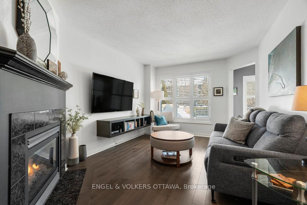 Photo 6 of 64 Folison Street, Ottawa, Hunt Club Park/Greenboro — HOMEH