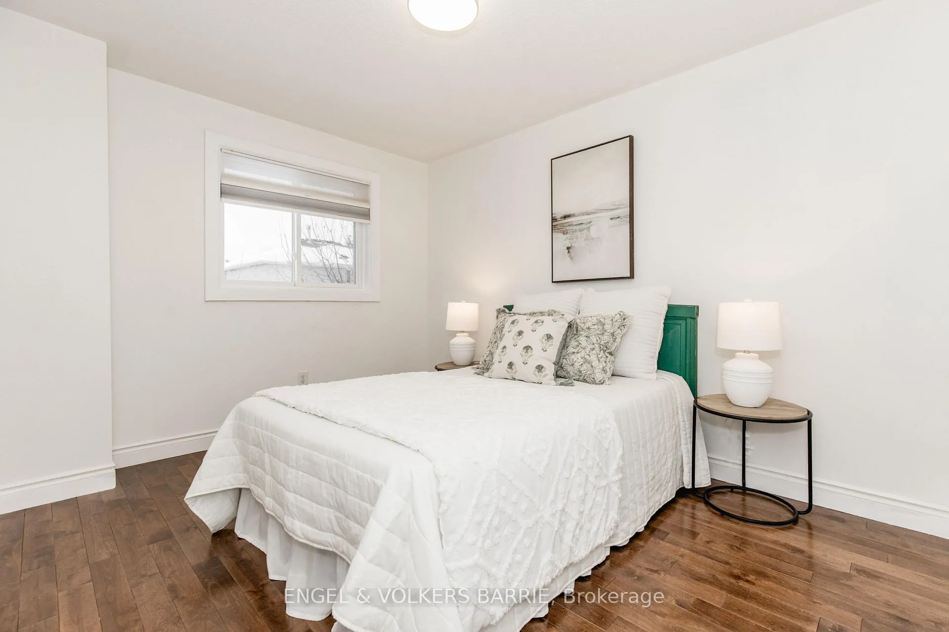 Photo 29 of 34 Bell Street, Barrie, Ardagh — HOMEH