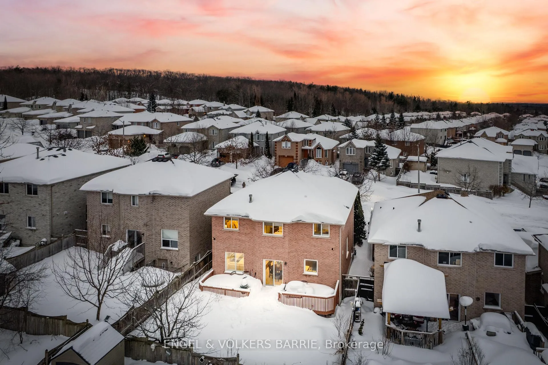 Photo 45 of 34 Bell Street, Barrie, Ardagh — HOMEH