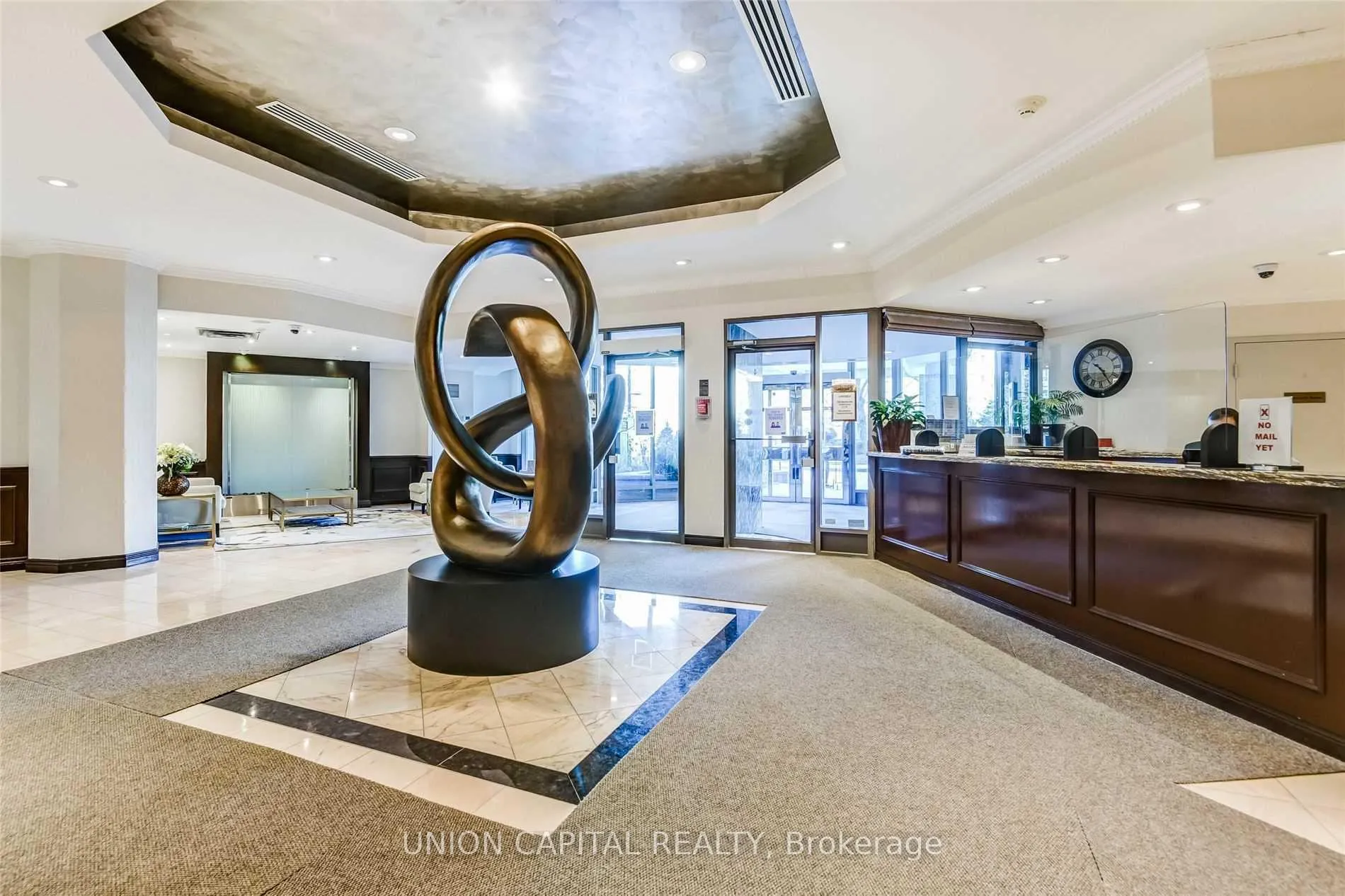 Photo 3 of Unit 606, 7825 Bayview Avenue, Markham, Aileen-Willowbrook — HOMEH