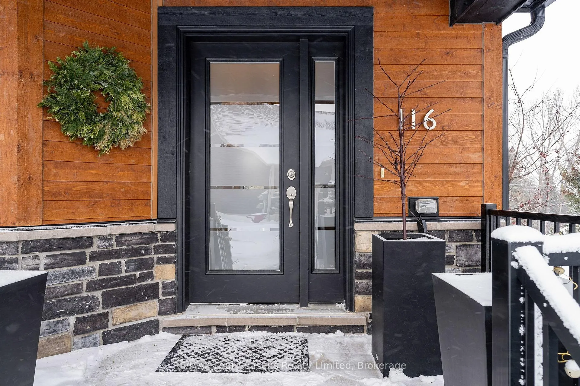 Photo 6 of 116 Dory Row, Blue Mountains — HOMEH