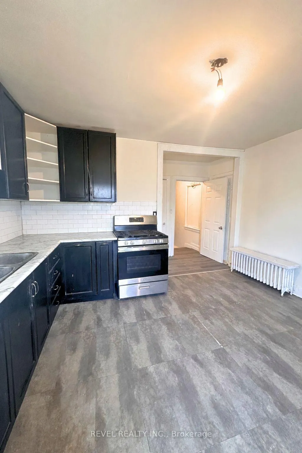 Photo 1 of Unit 1, 226 King Street, Welland, Welland Downtown — HOMEH