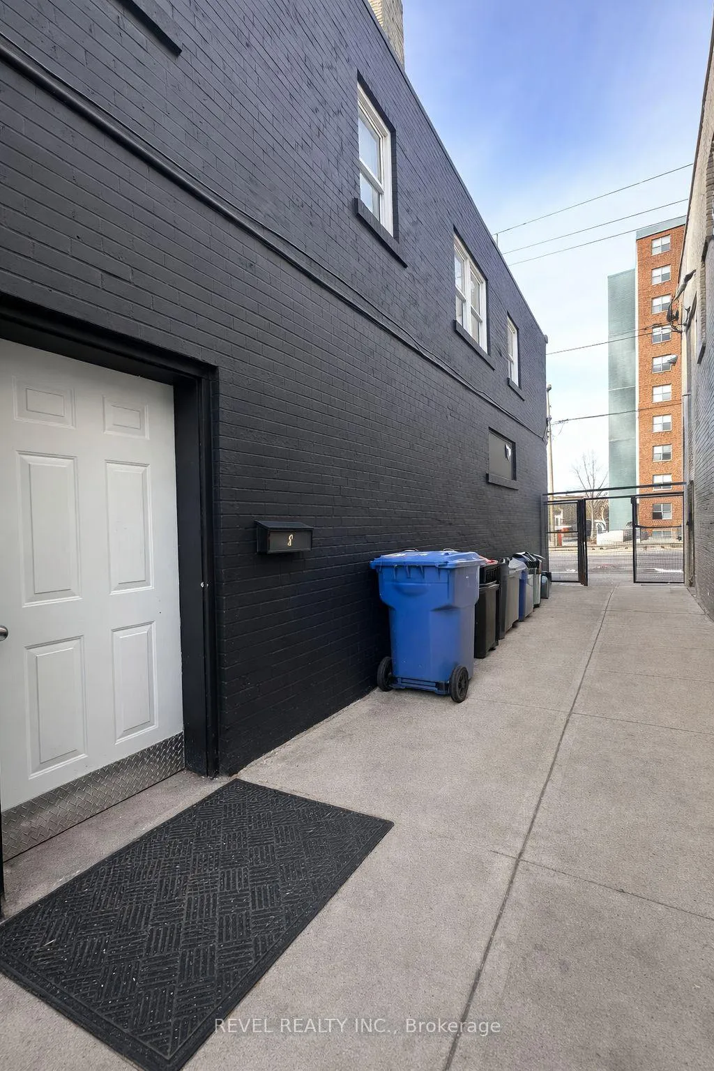 Photo 13 of Unit 1, 226 King Street, Welland, Welland Downtown — HOMEH